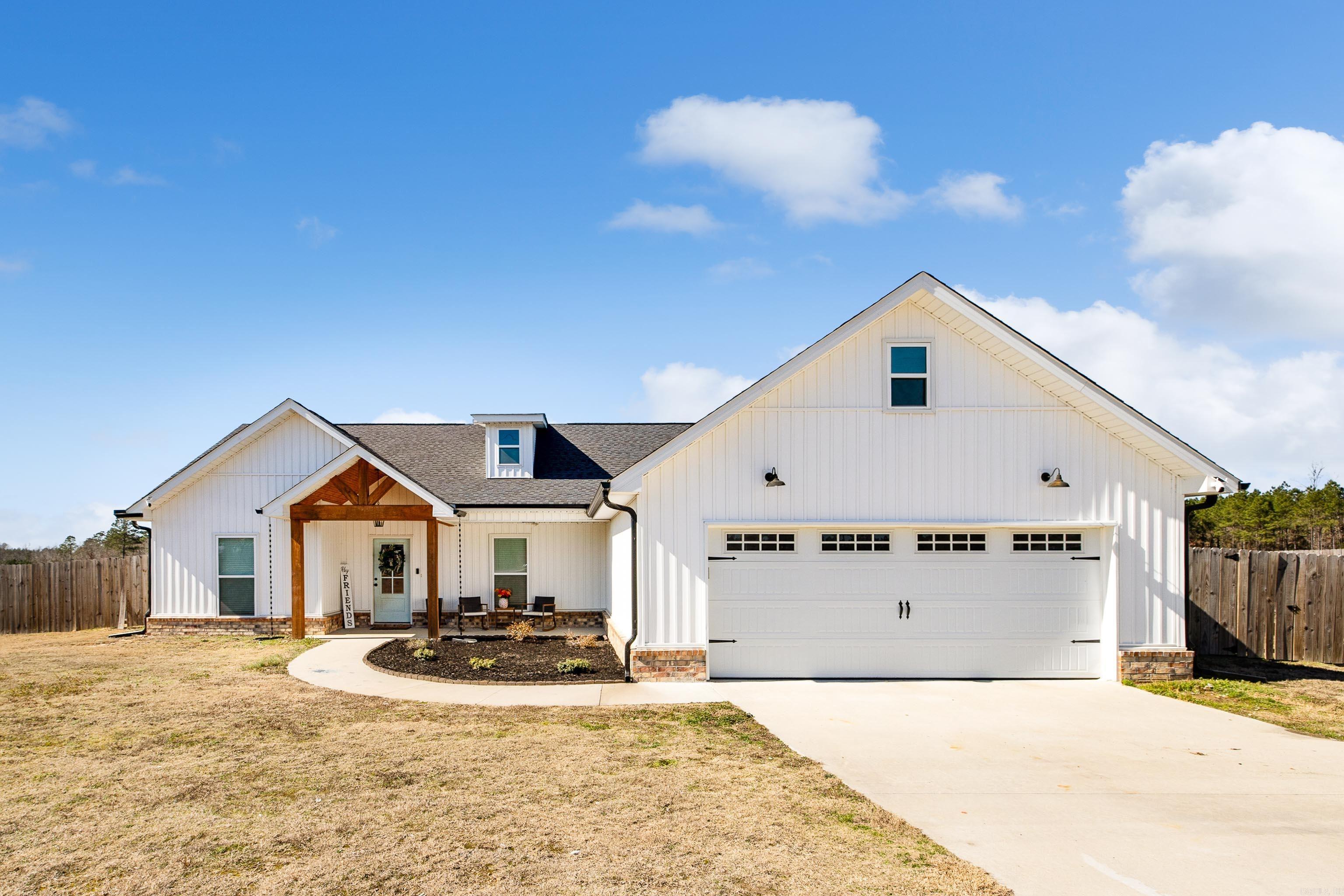 TIMBER POINT - Residential