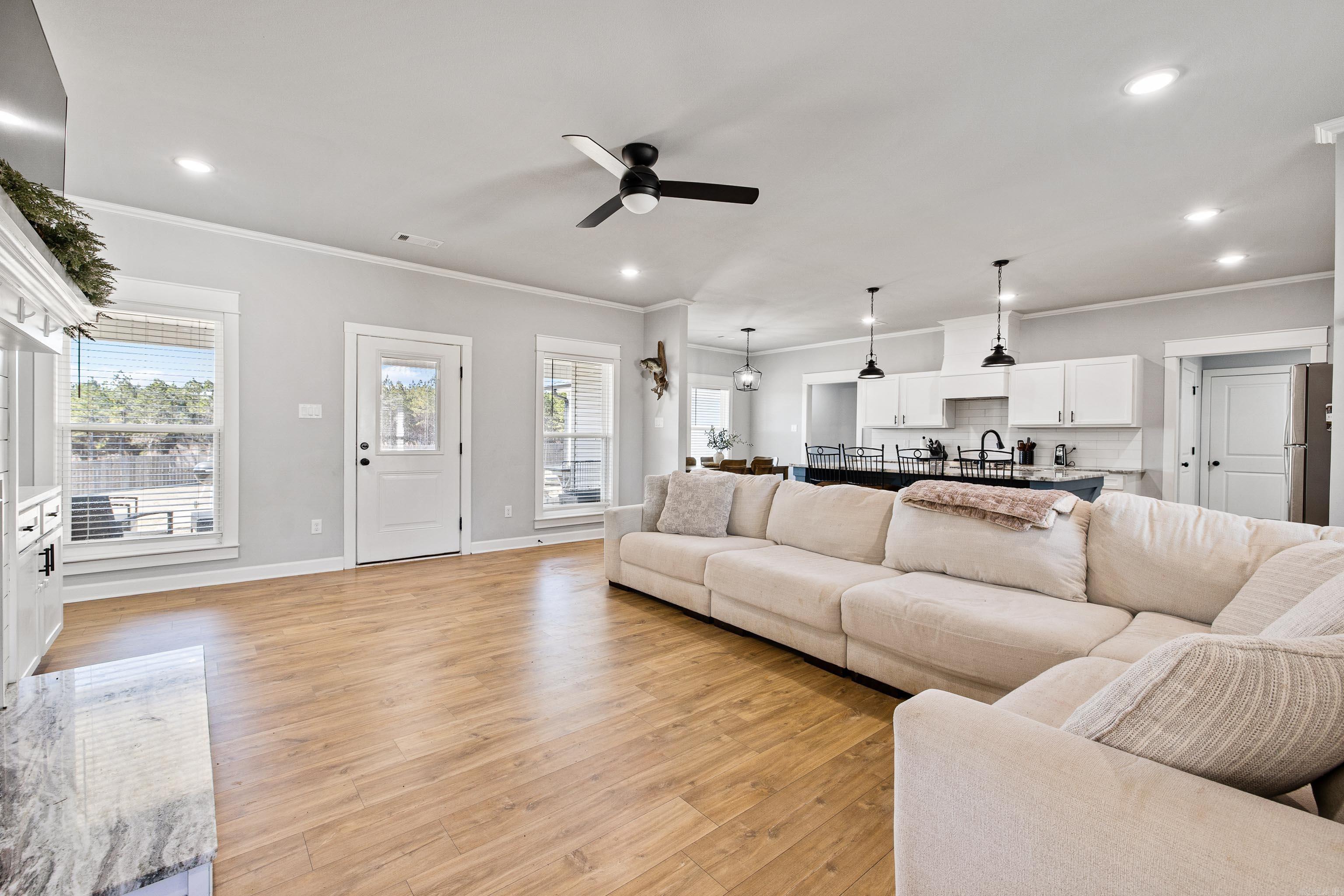 TIMBER POINT - Residential