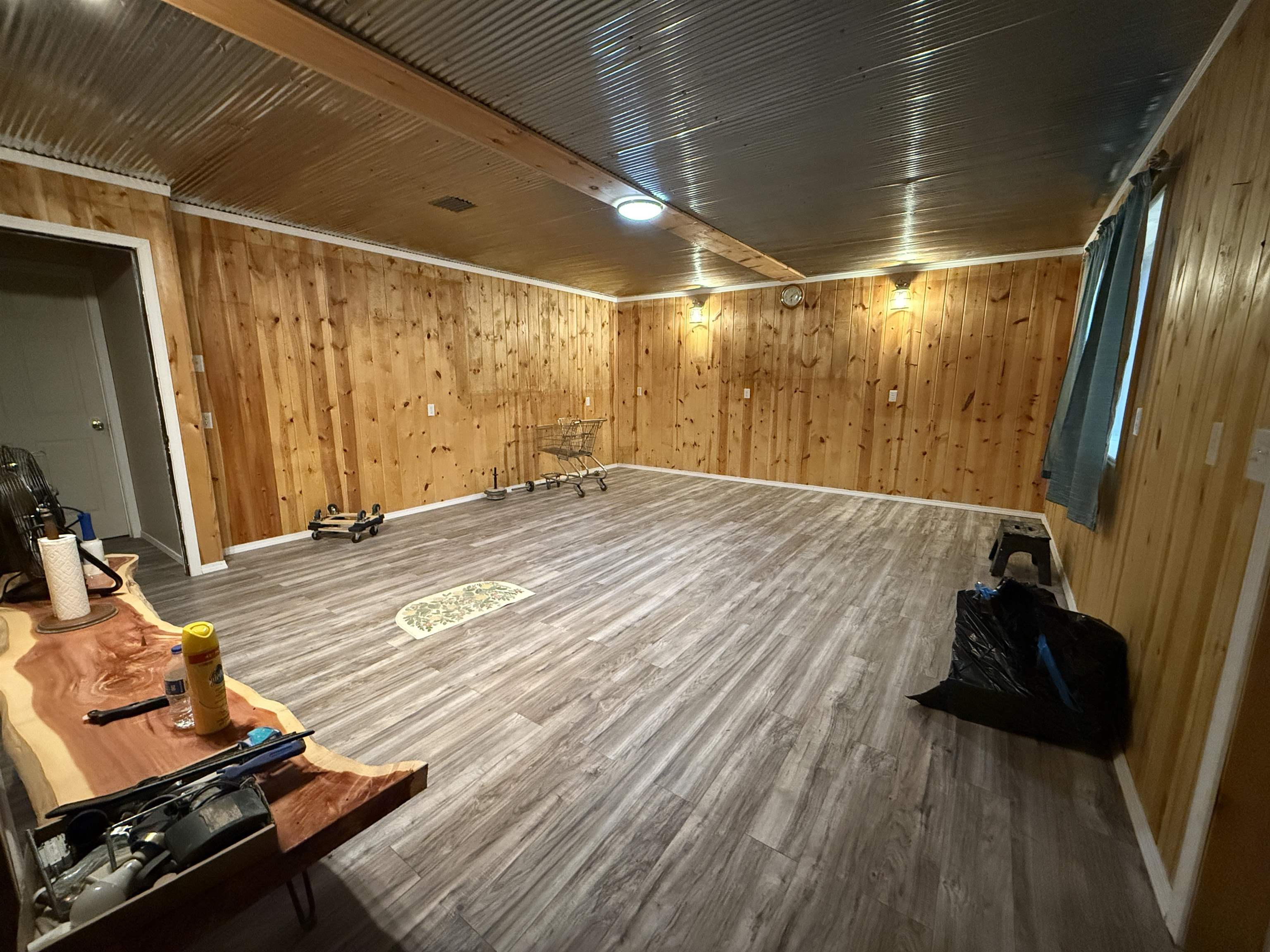 Original Hardy - Commercial Sale