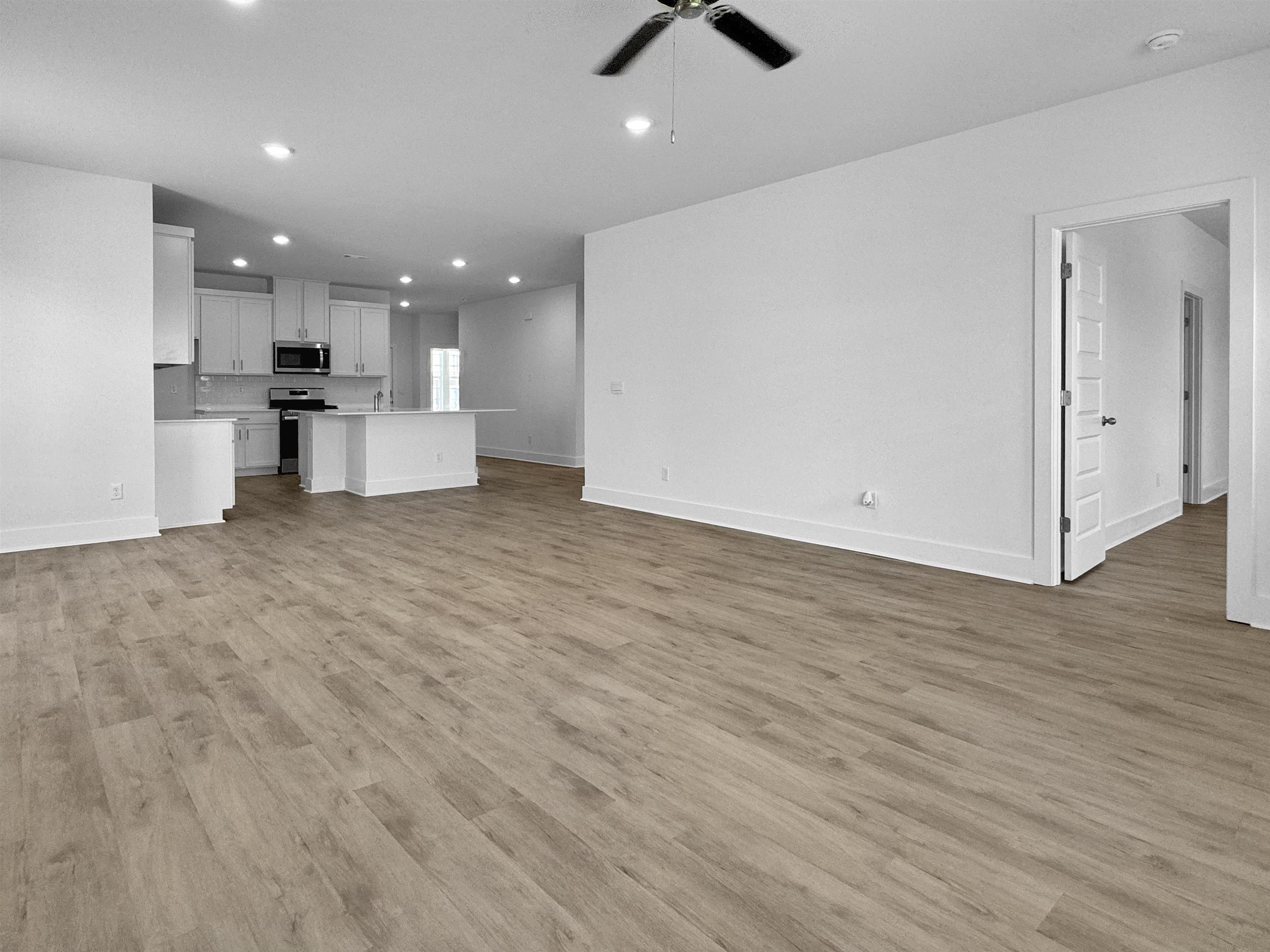 THE RESERVE AT COUNTRY CLUB PHAS - Residential