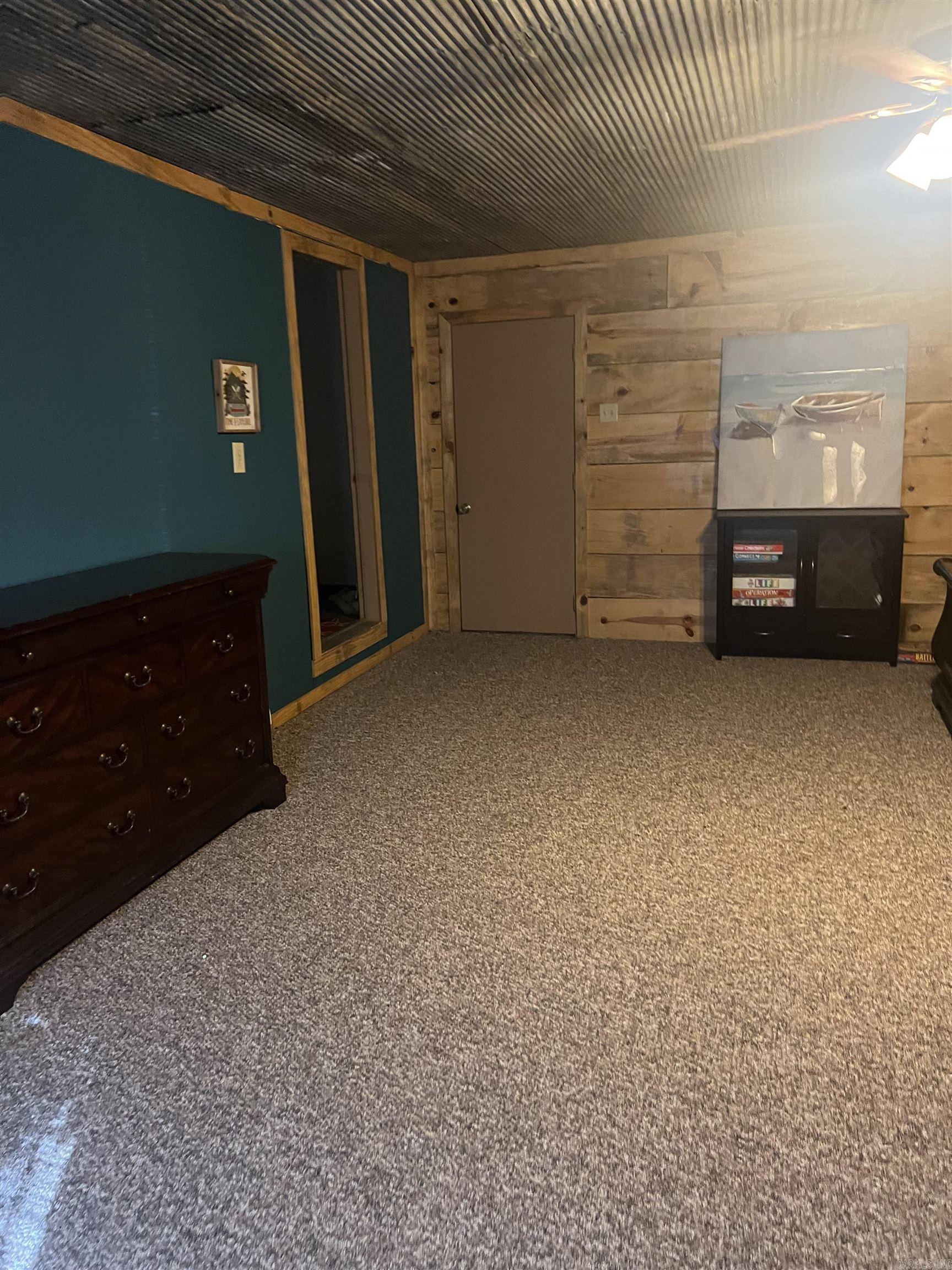 PETER ROCK ACRES - Residential