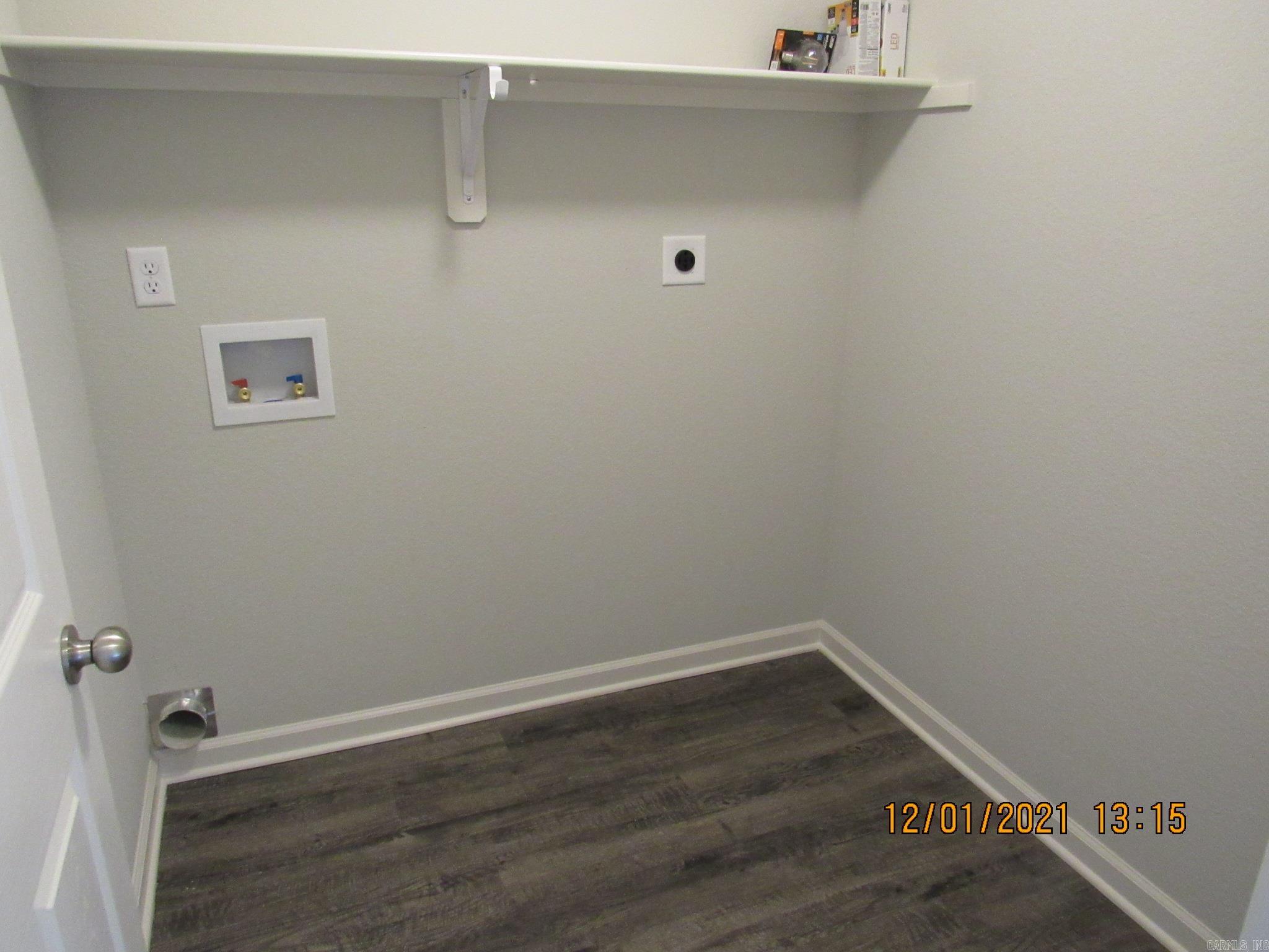 MUSEUM MEADOWS - Residential Lease