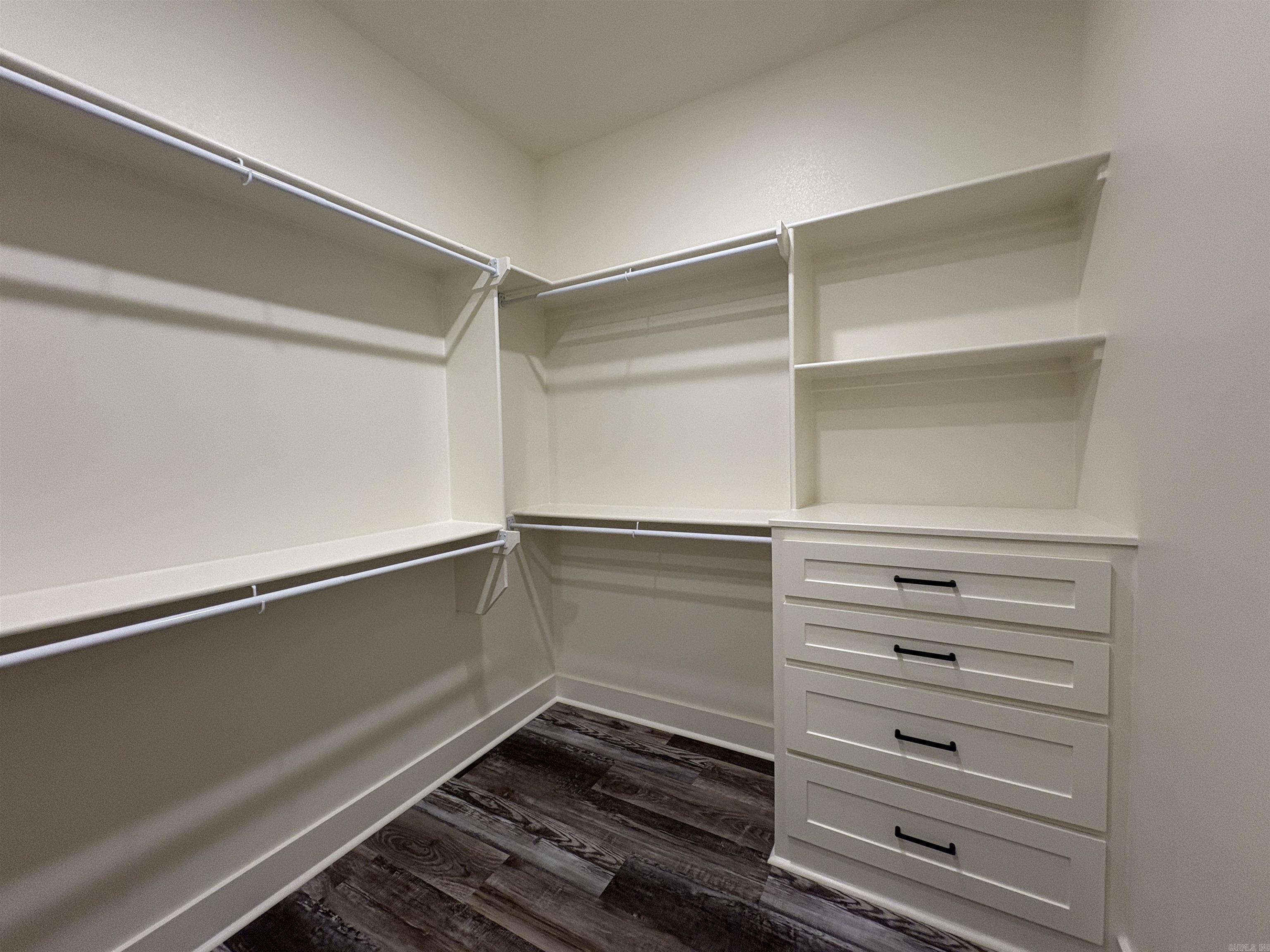 Salem Woods - Residential