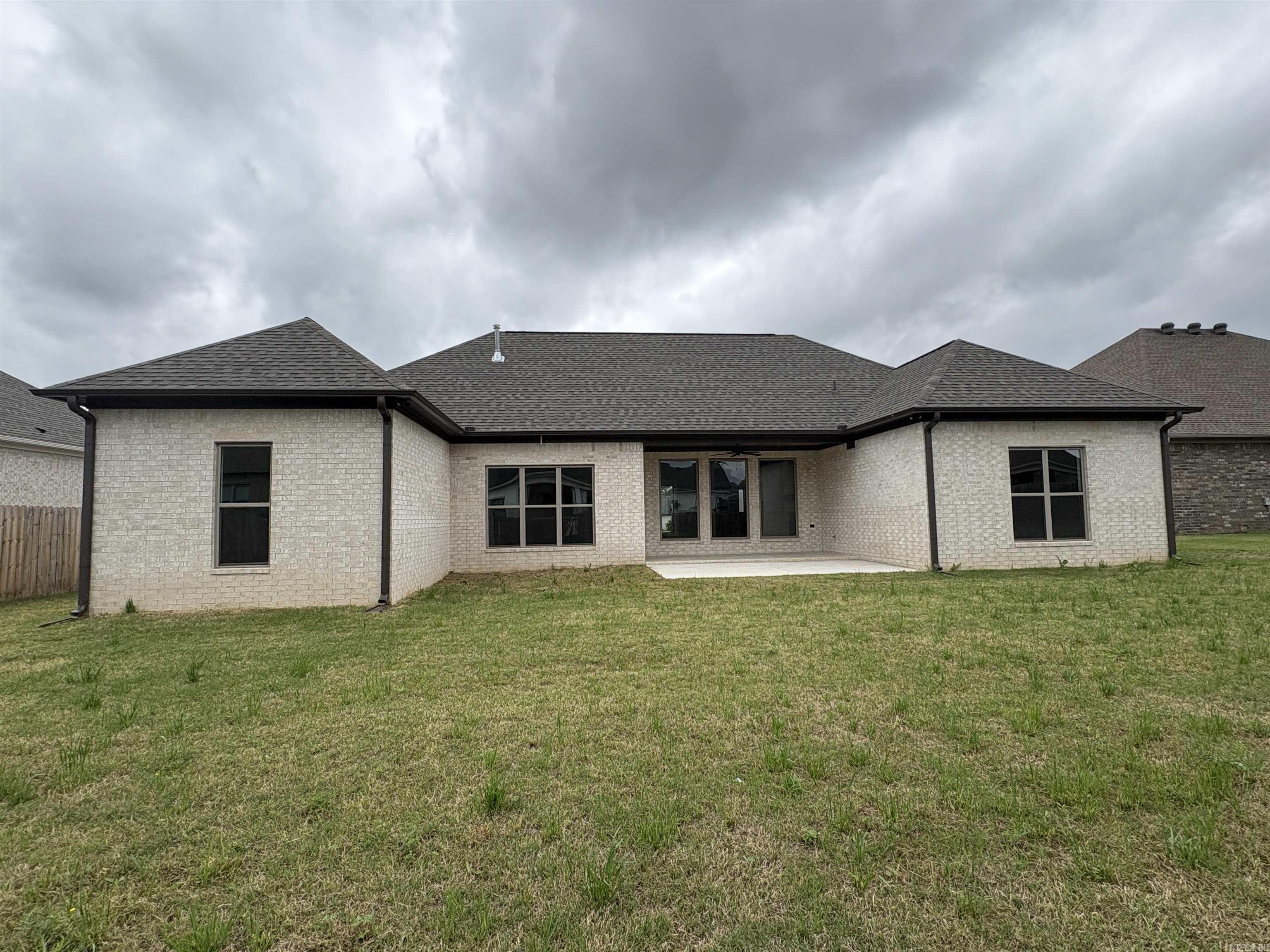 Salem Woods - Residential