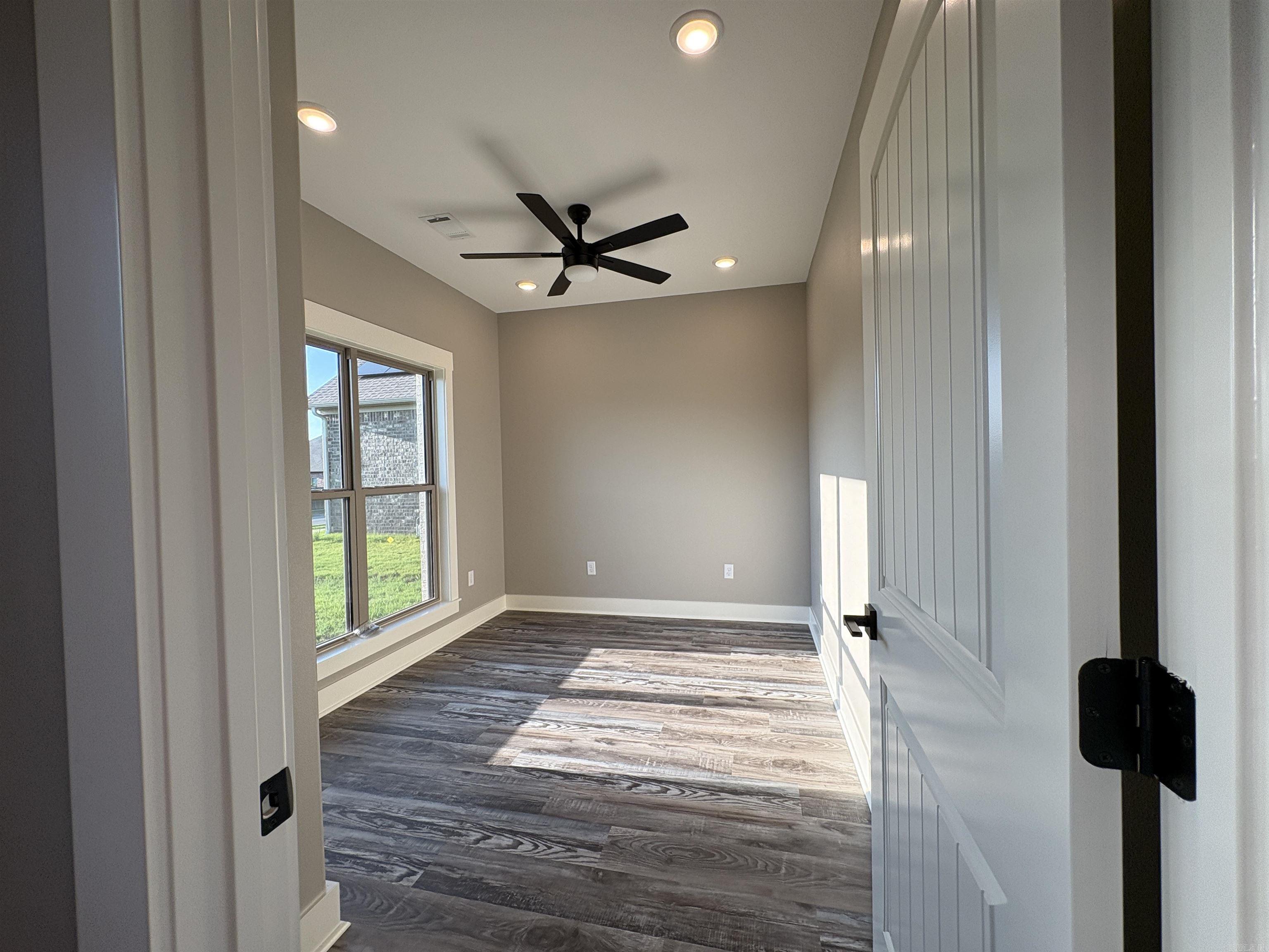 Salem Woods - Residential