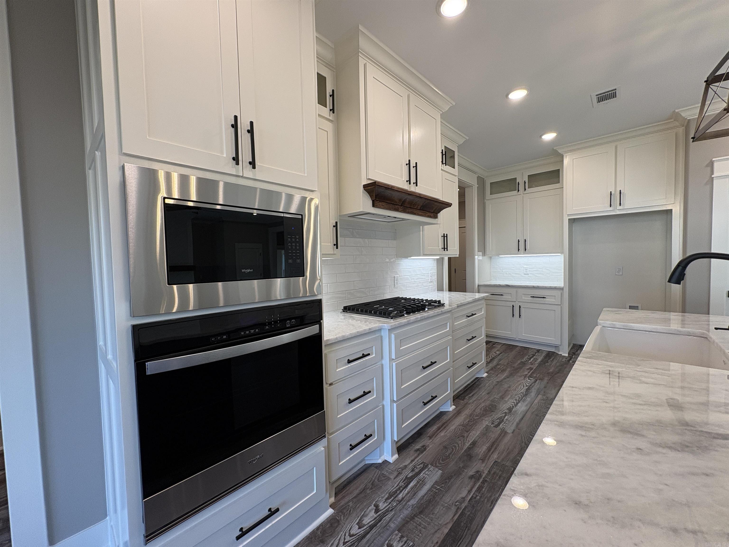 Salem Woods - Residential