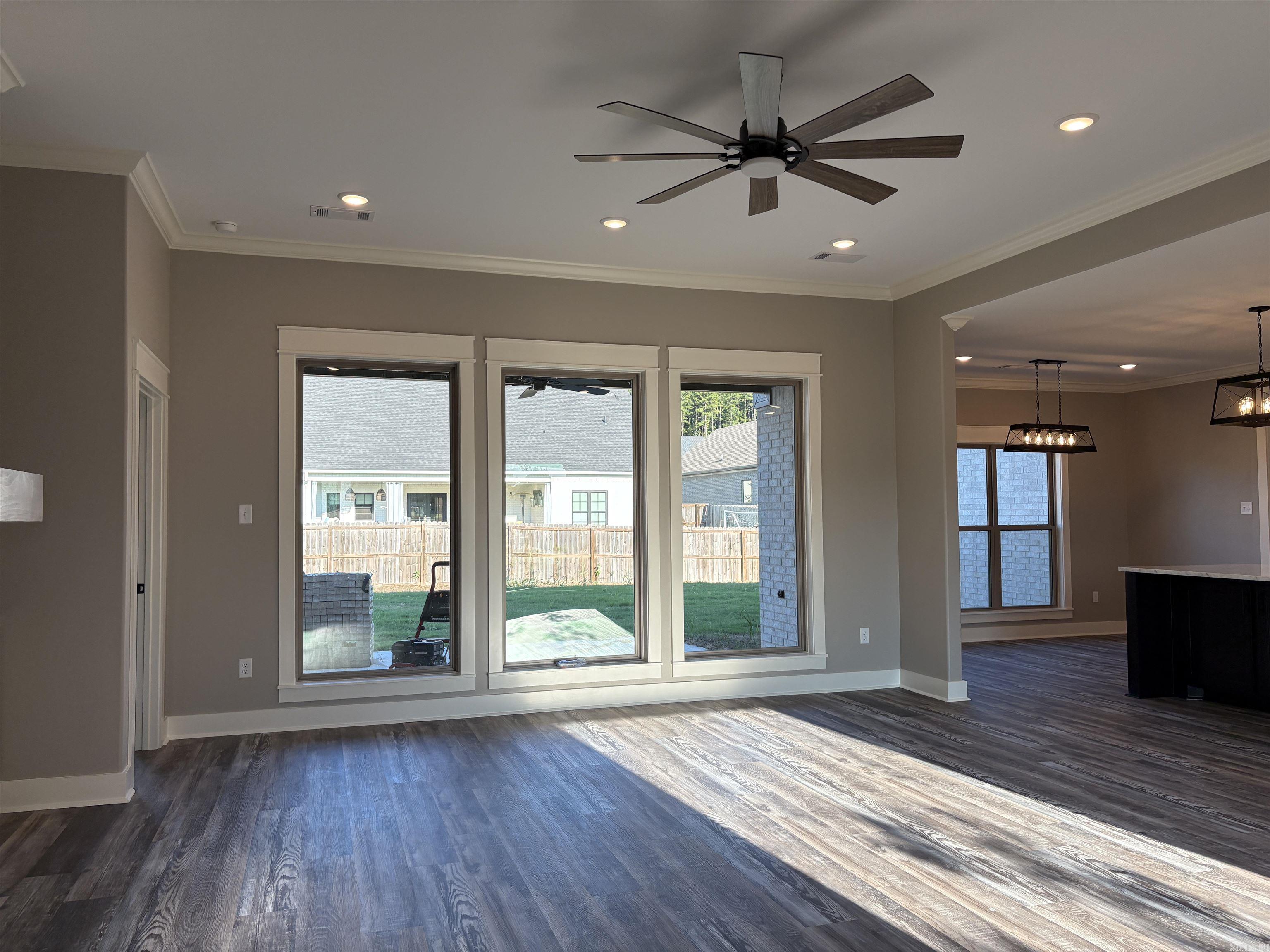 Salem Woods - Residential