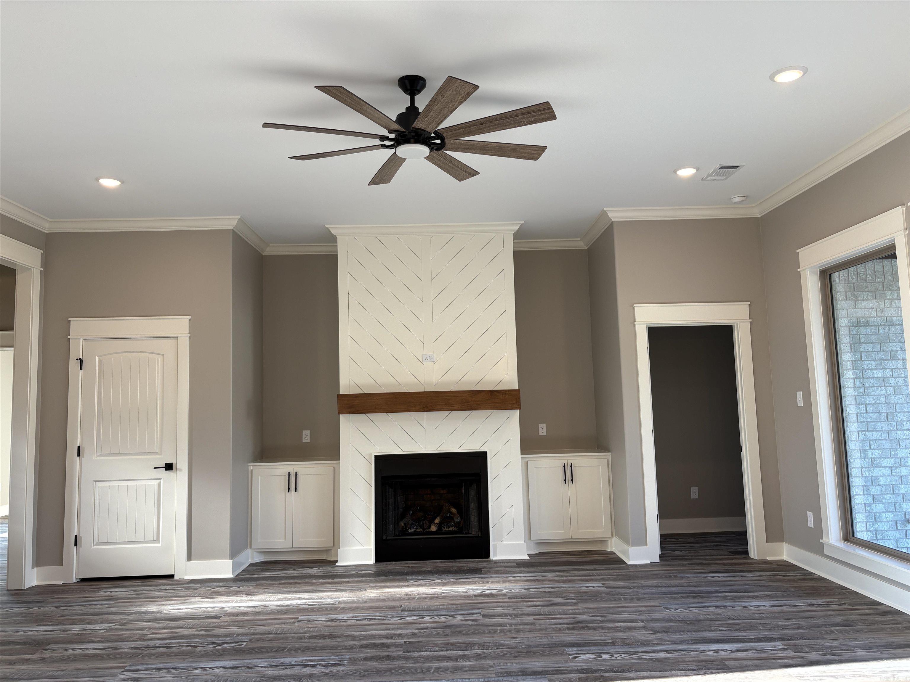 Salem Woods - Residential