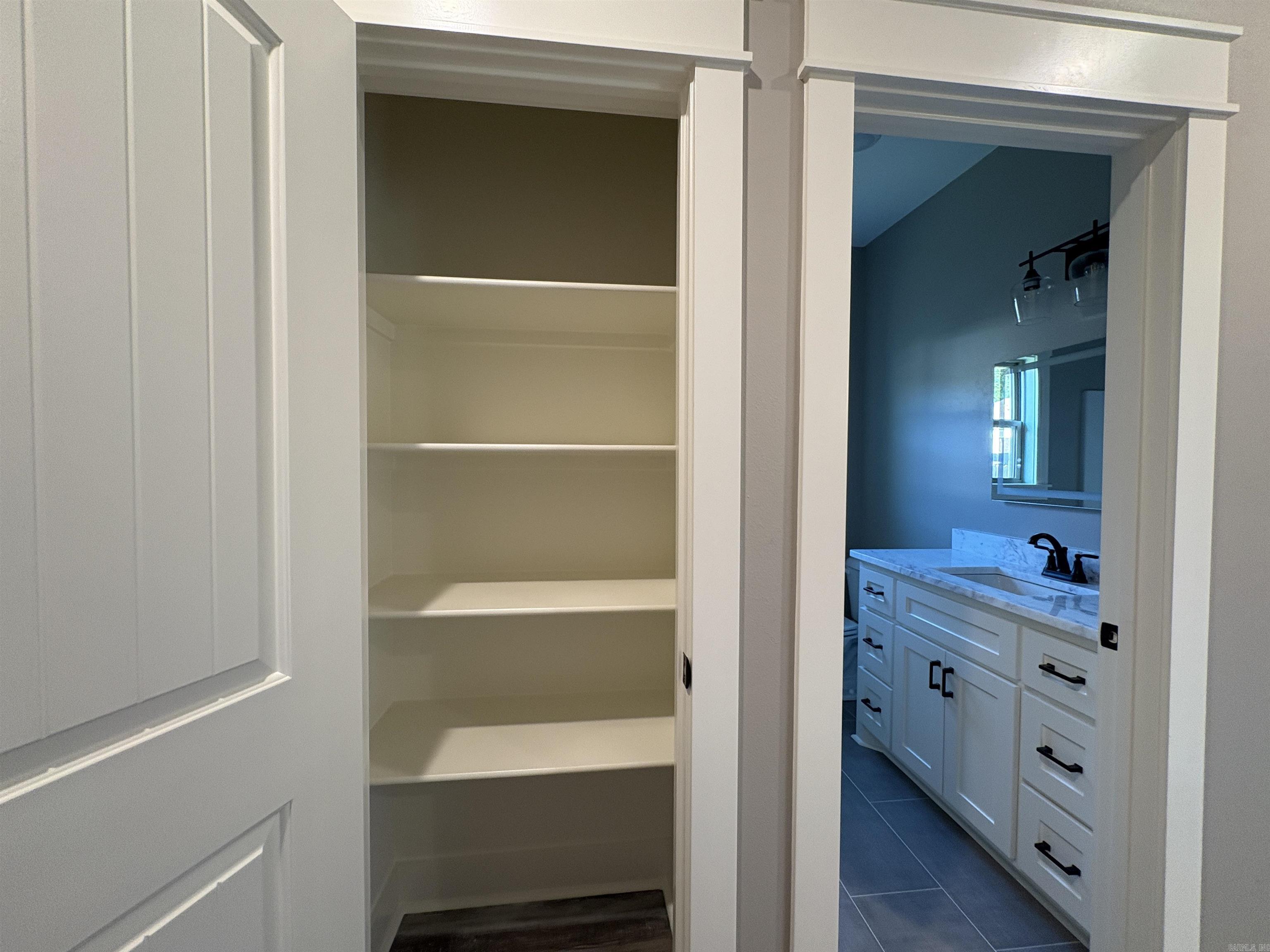 Salem Woods - Residential