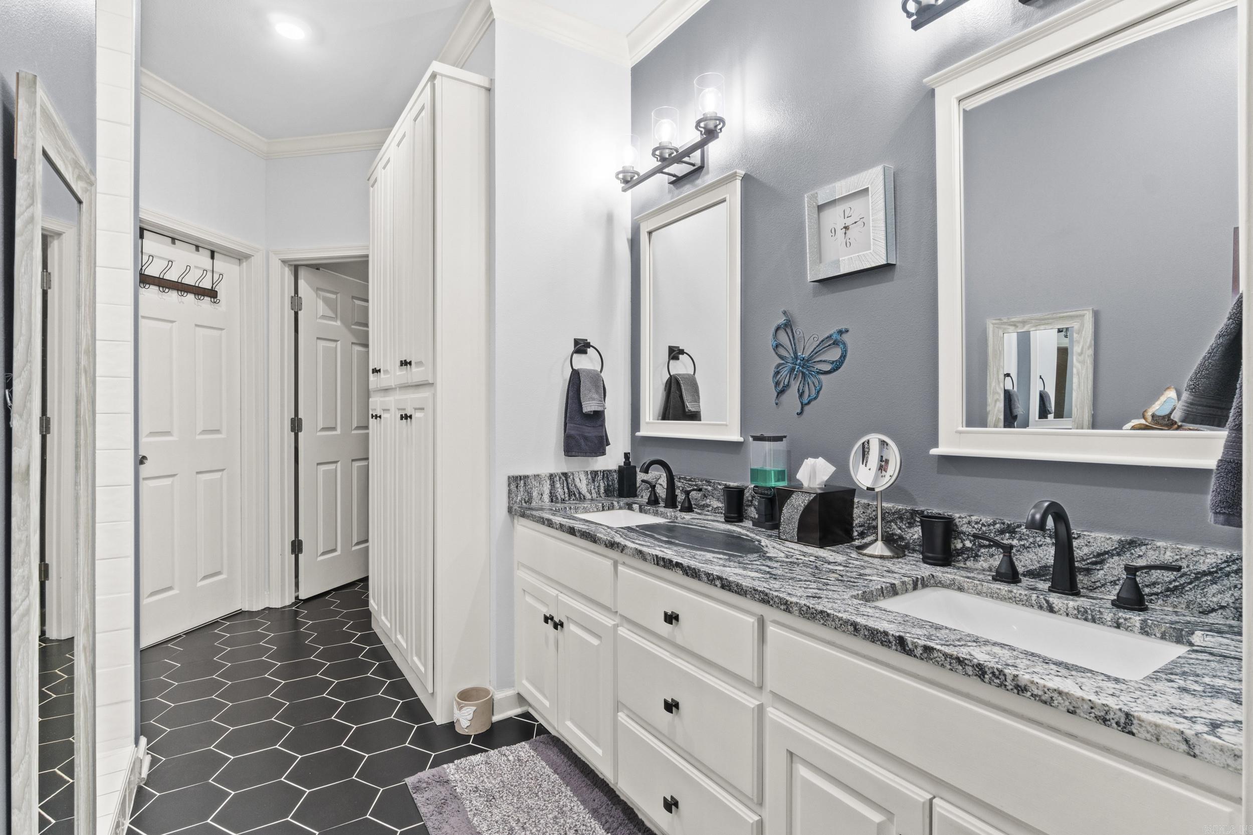 Huntington Place - Residential