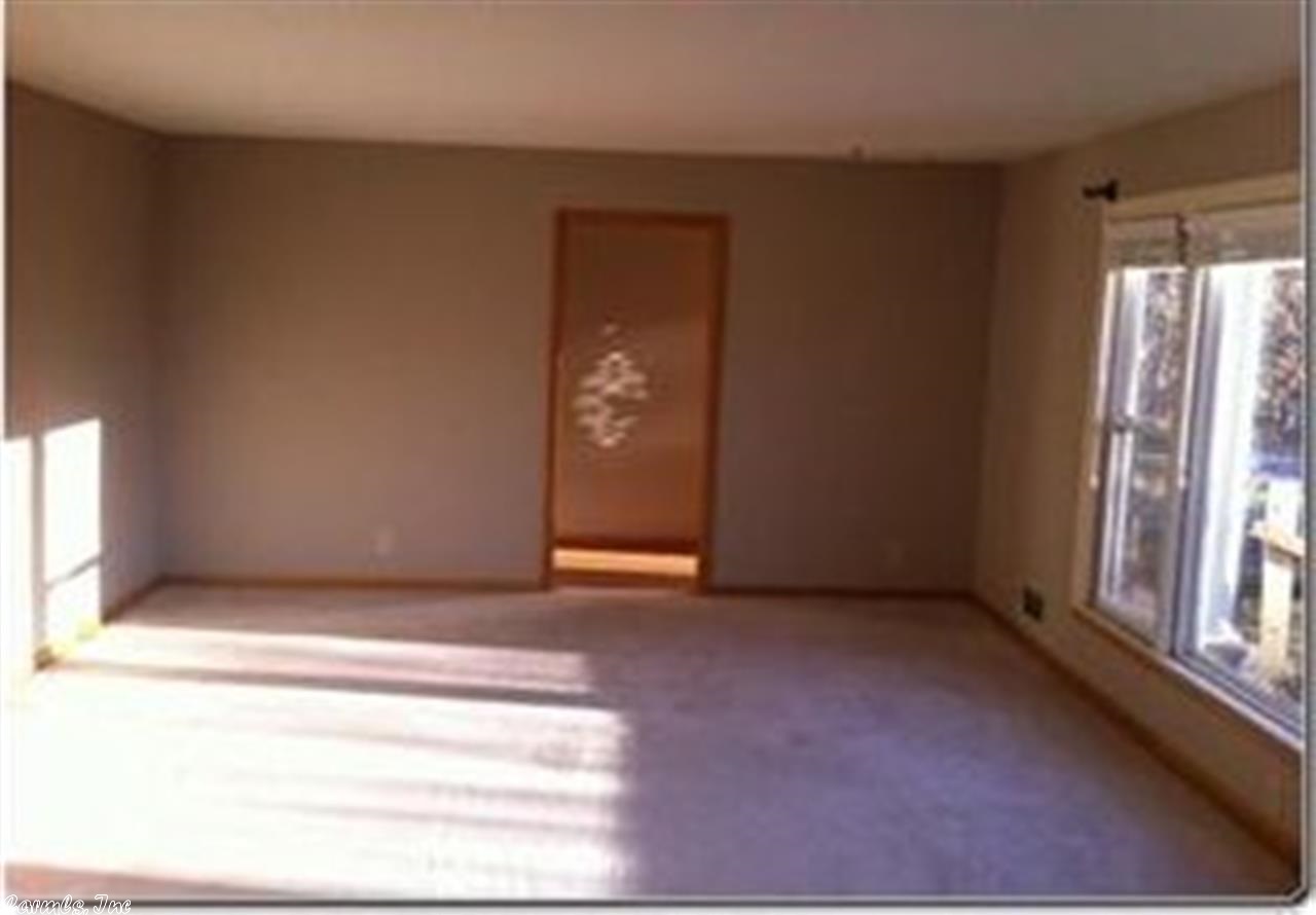 Lillie Shaddox III - Residential