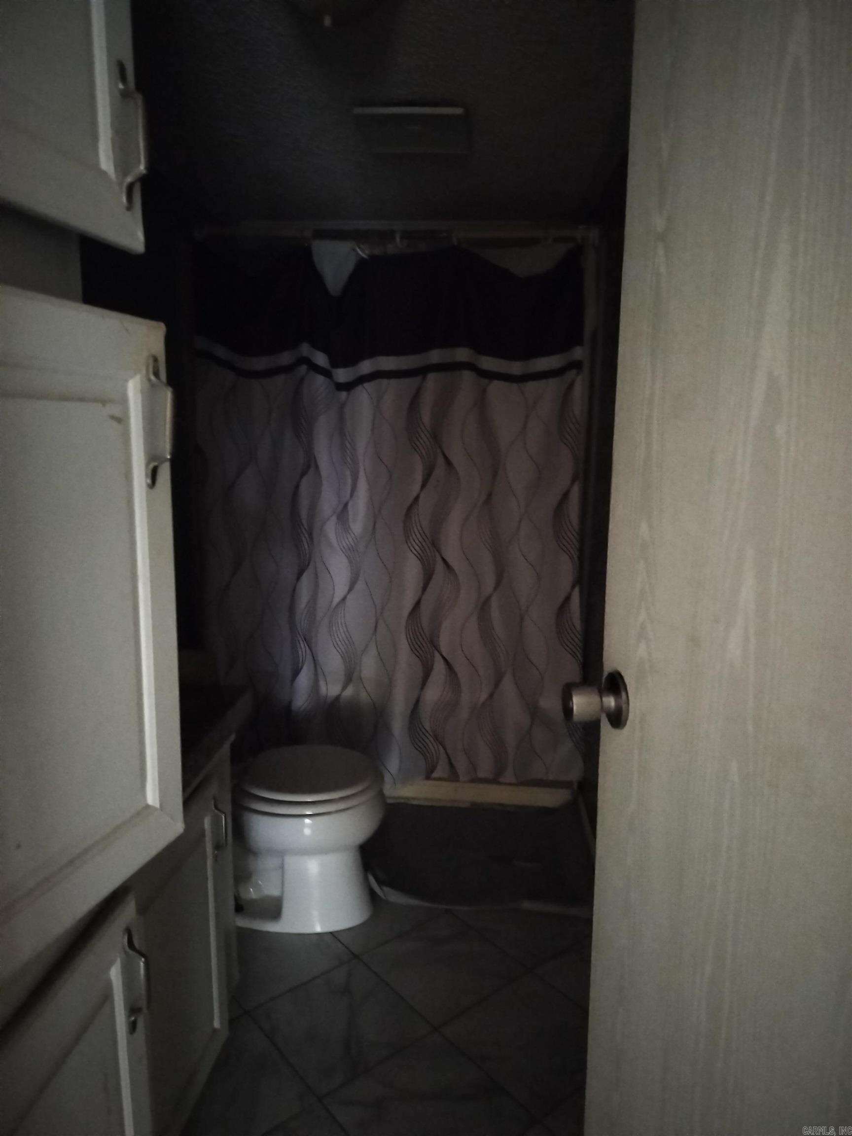 COUNTRY GROVE ESTATES - Residential