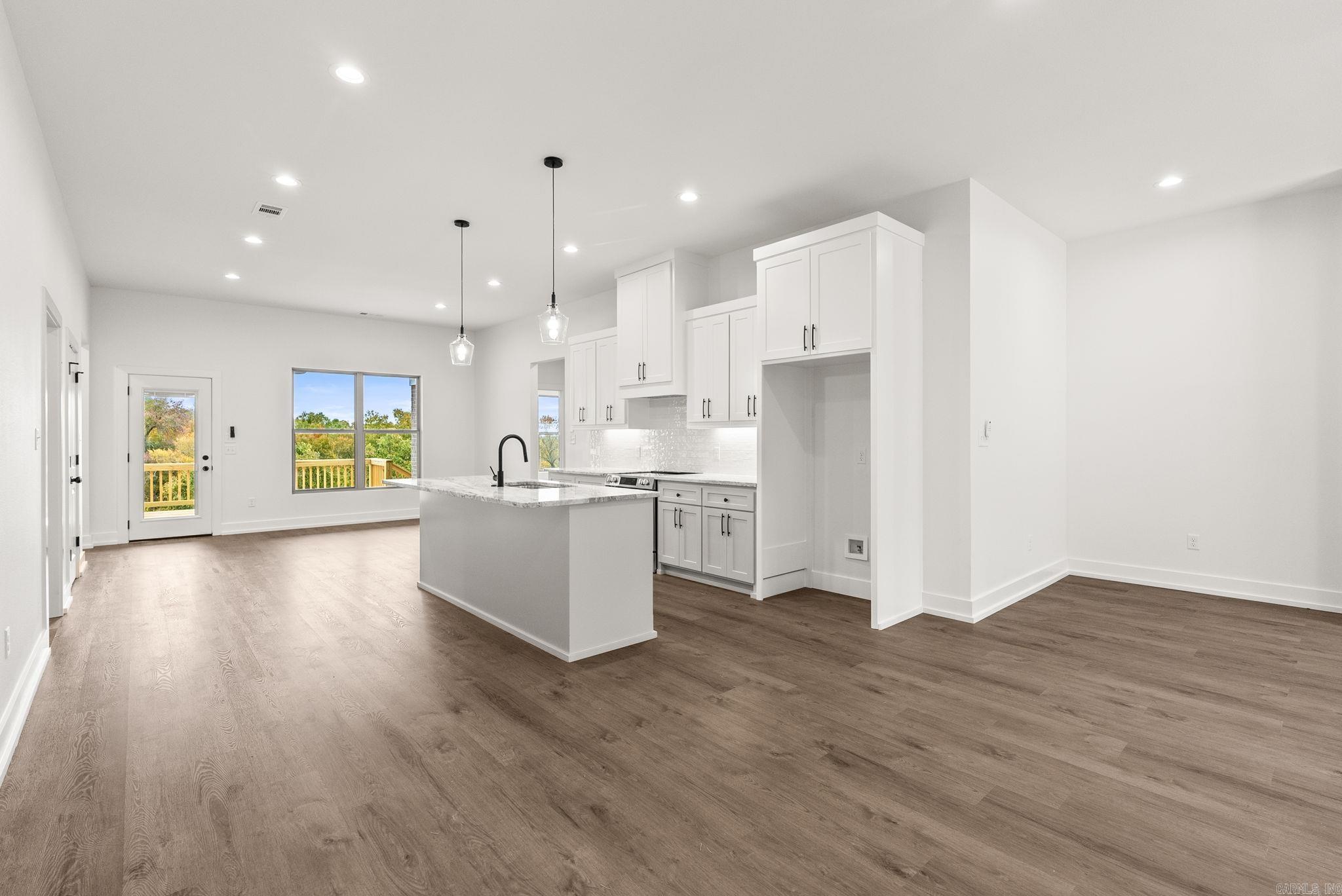 SUMMERLYN SUBDIVISION - Residential