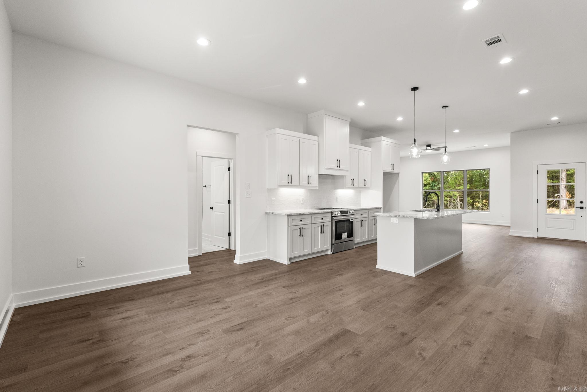 SUMMERLYN SUBDIVISION - Residential