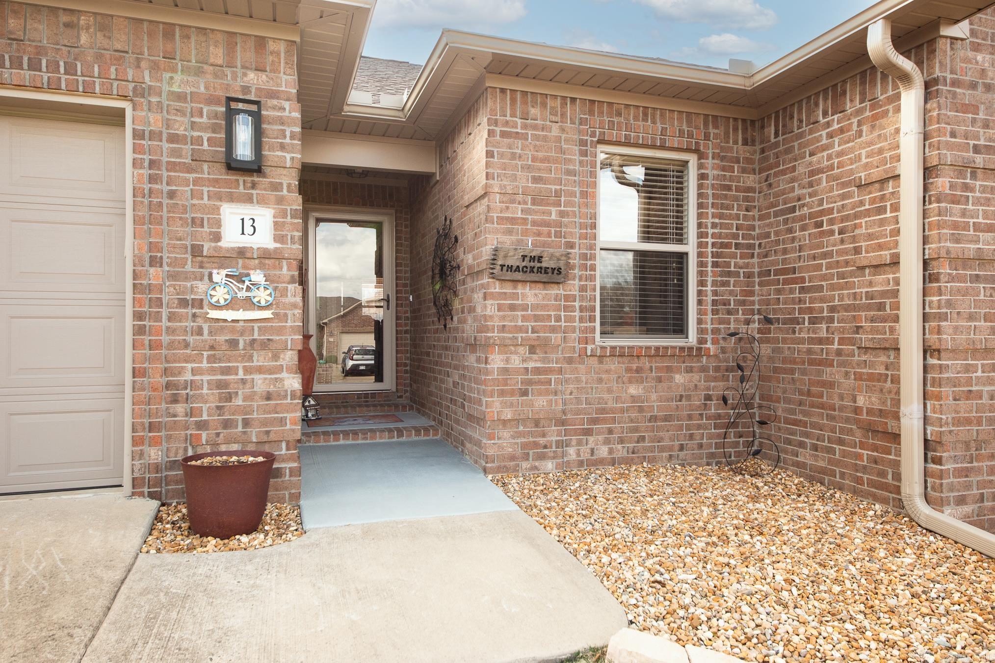 HUNTINGTON PLACE - Residential