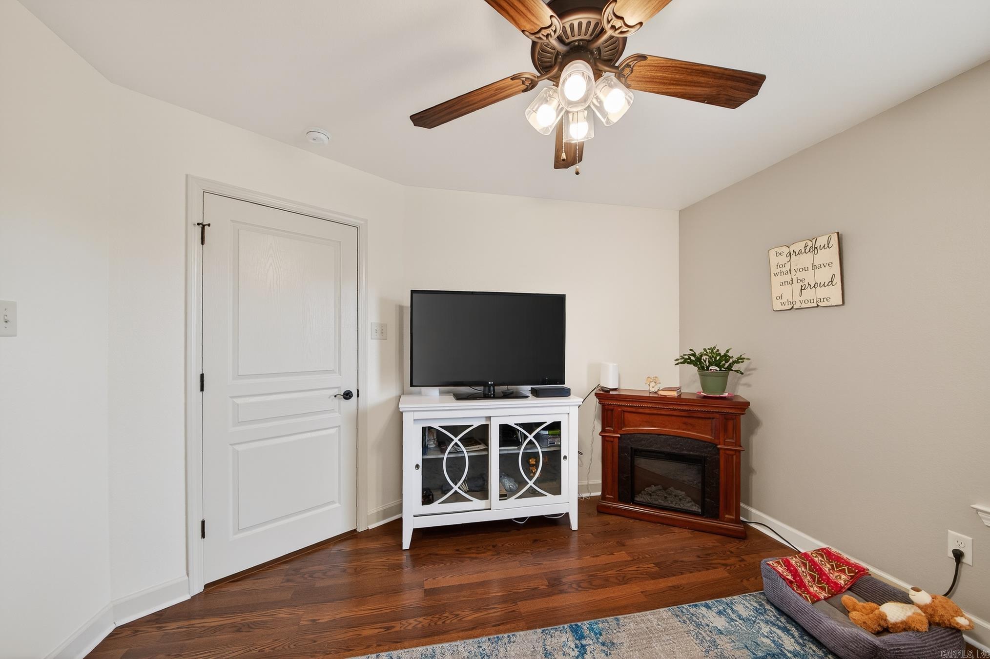 HUNTINGTON PLACE - Residential