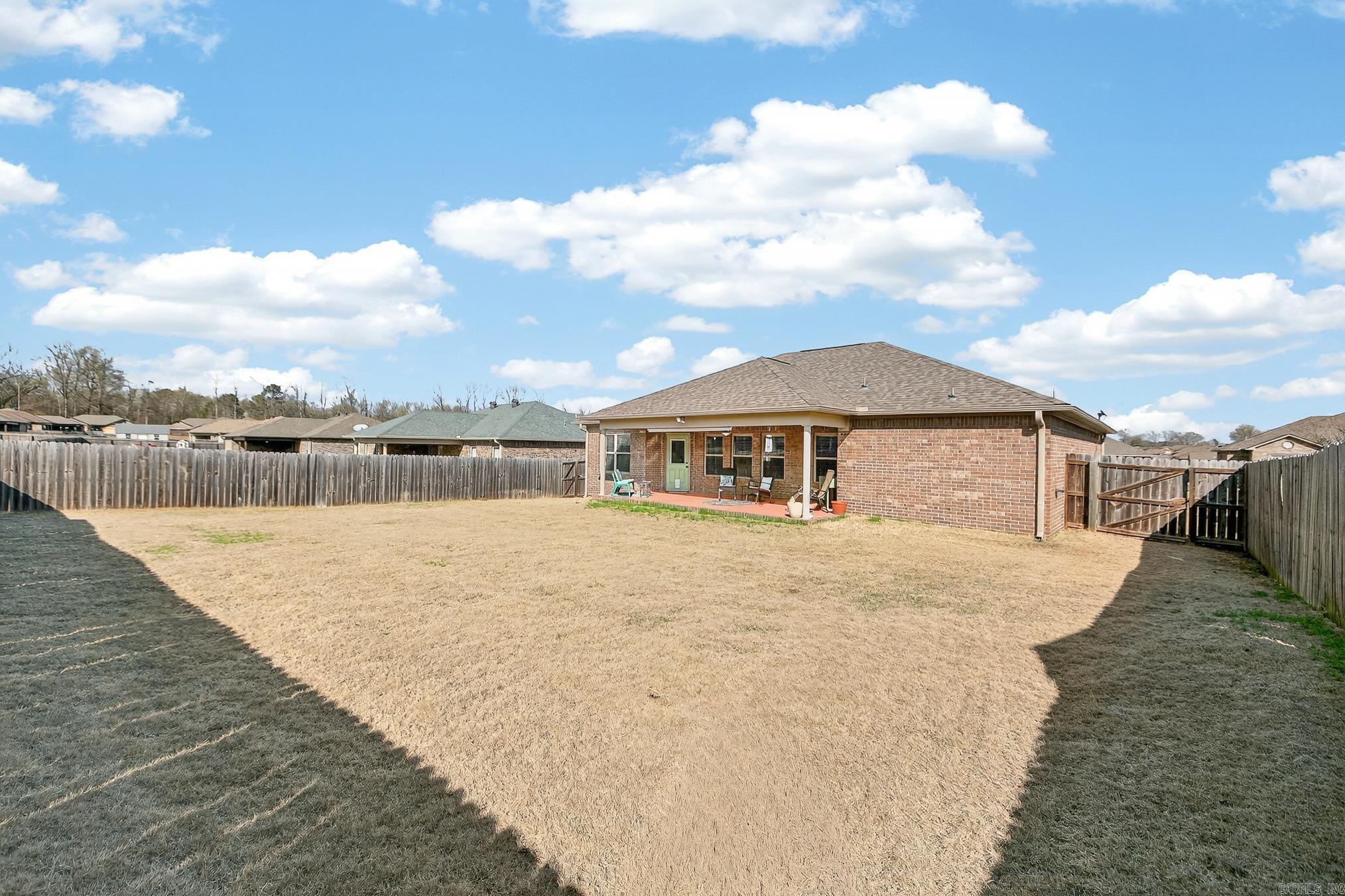 HUNTINGTON PLACE - Residential