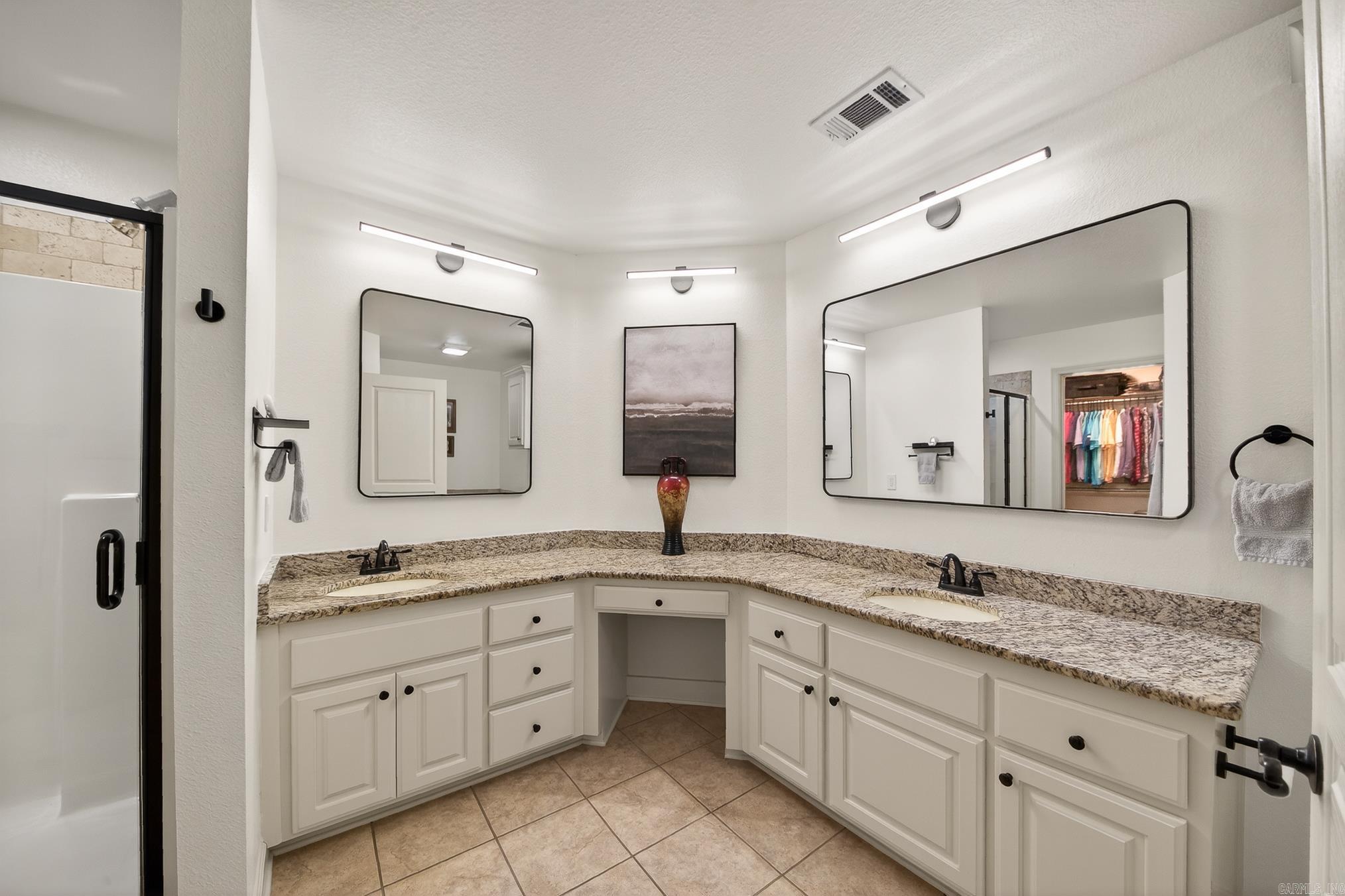 HUNTINGTON PLACE - Residential