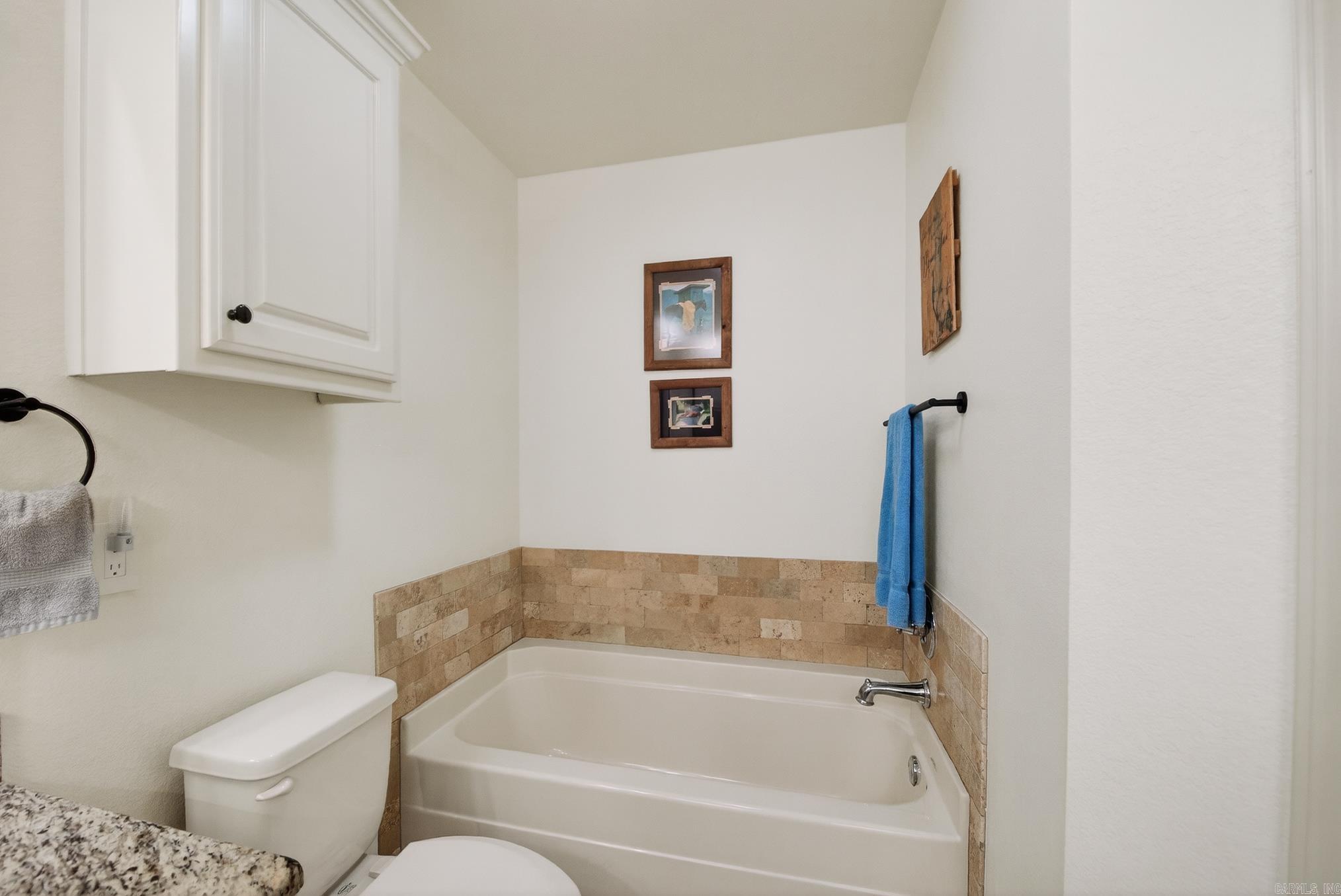 HUNTINGTON PLACE - Residential