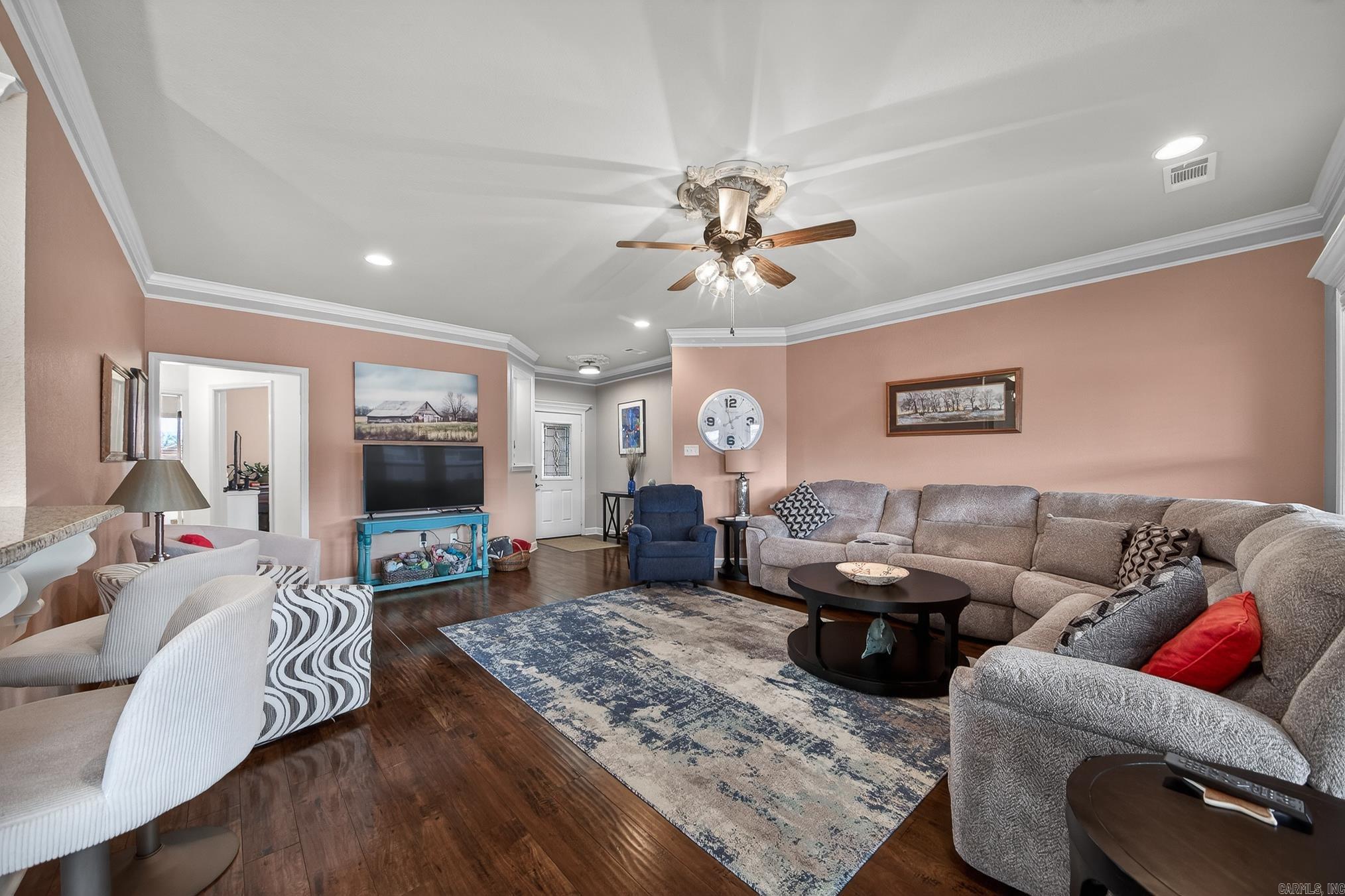 HUNTINGTON PLACE - Residential