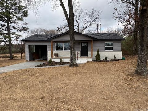 Photo of 751 Hwy 367 N Highway, Judsonia, AR 72081 (MLS # 25049827)