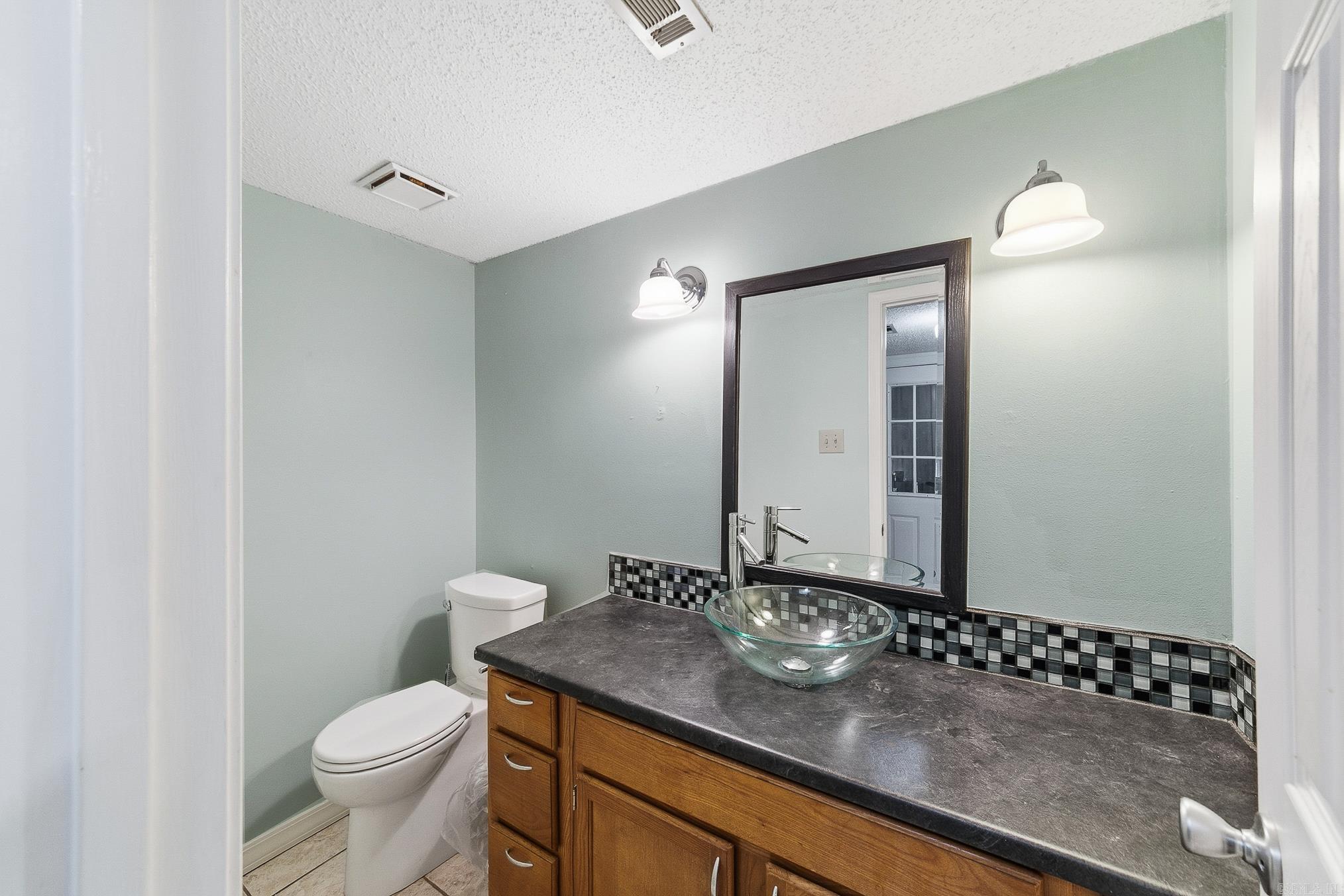 CIRCLE B - Residential