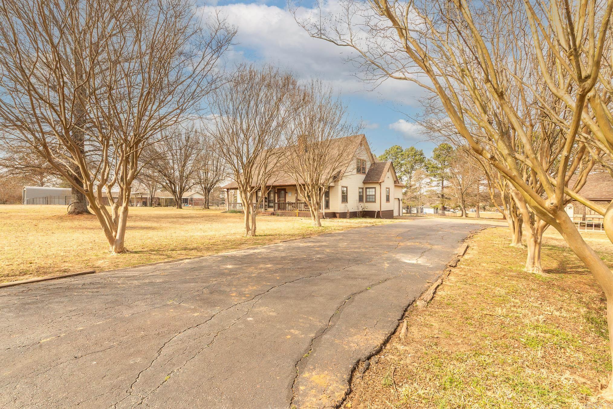 CIRCLE B - Residential