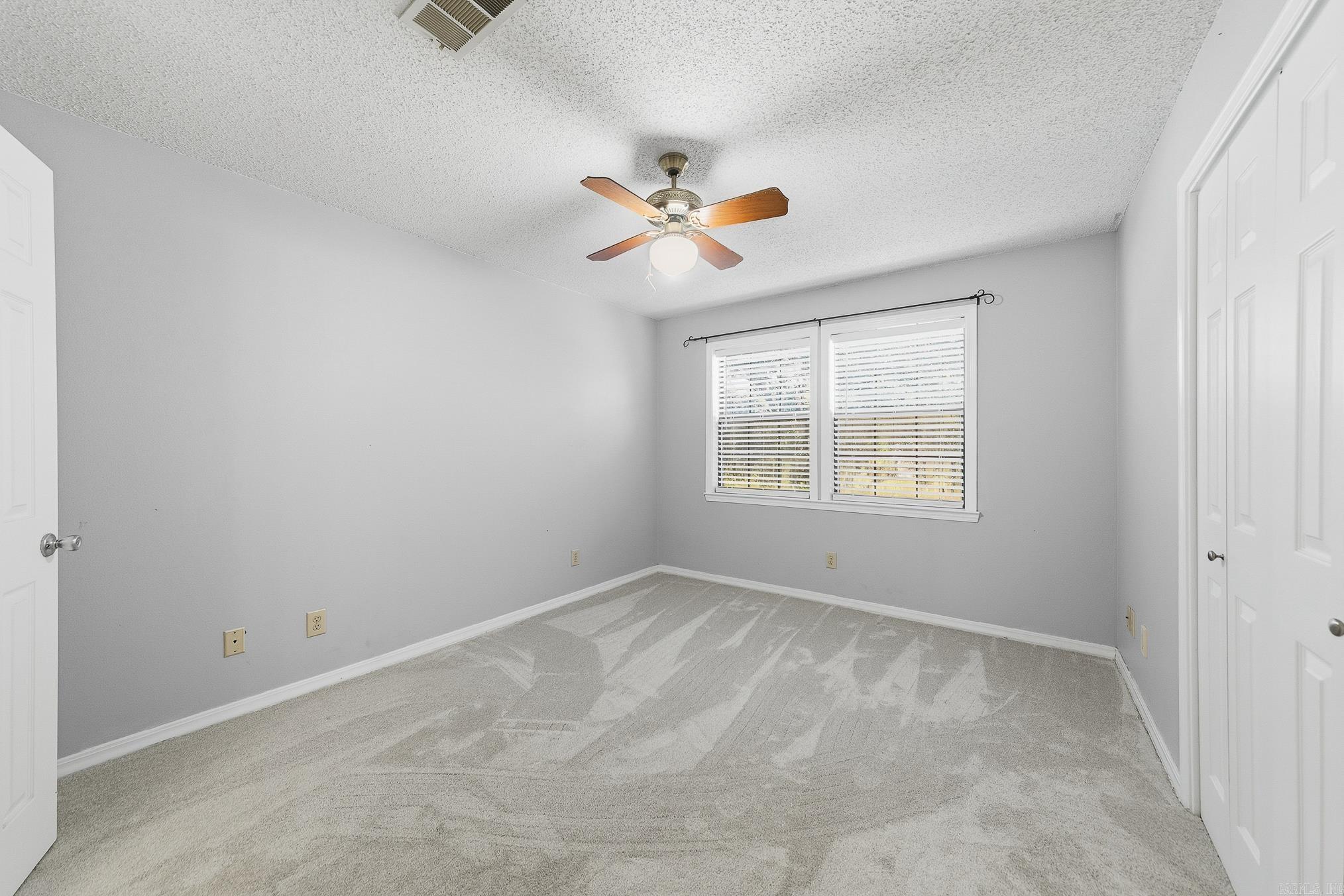 CIRCLE B - Residential