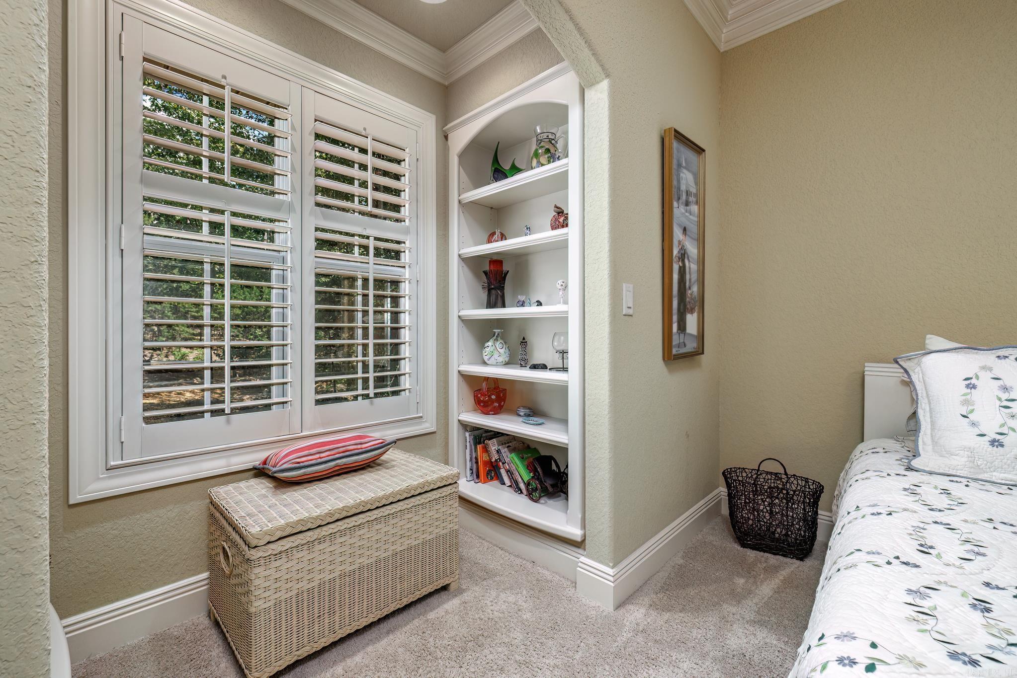 Saldana - Residential