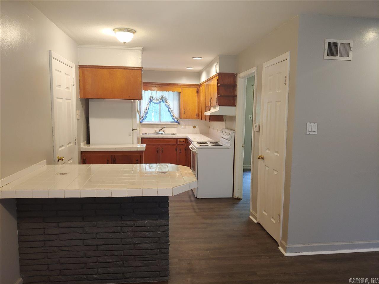 Farmeres 4th - Residential Lease