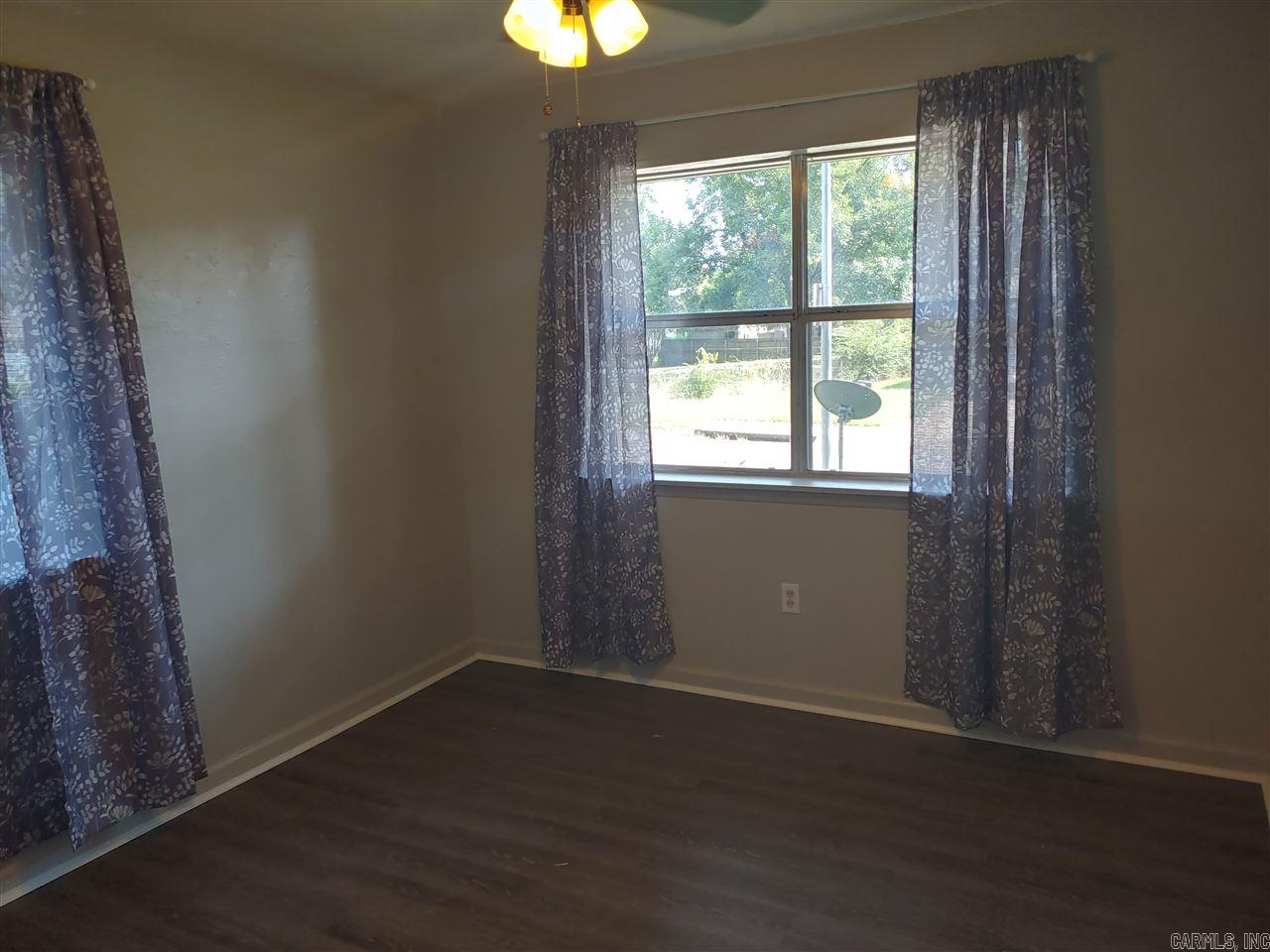 Farmeres 4th - Residential Lease