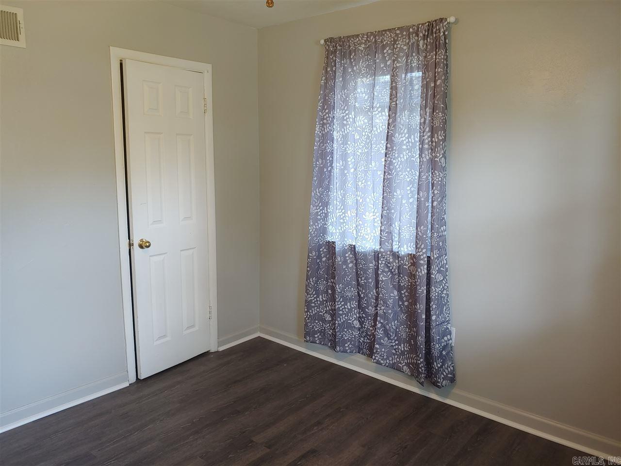 Farmeres 4th - Residential Lease