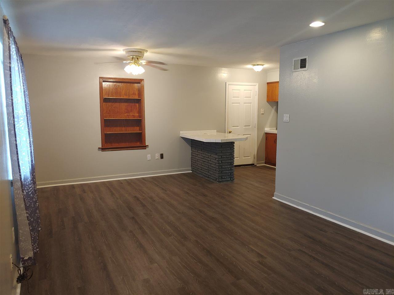 Farmeres 4th - Residential Lease