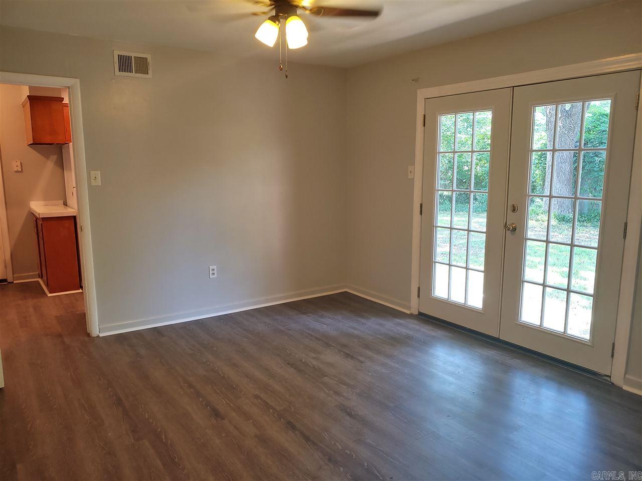 Farmeres 4th - Residential Lease