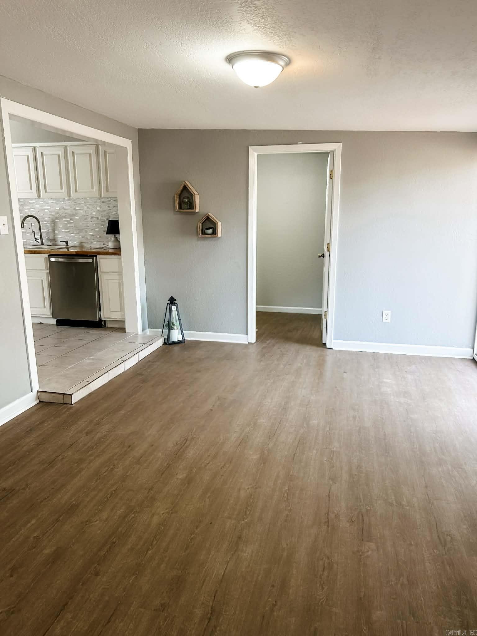 PINE GROVE NORTH ADDN - Residential