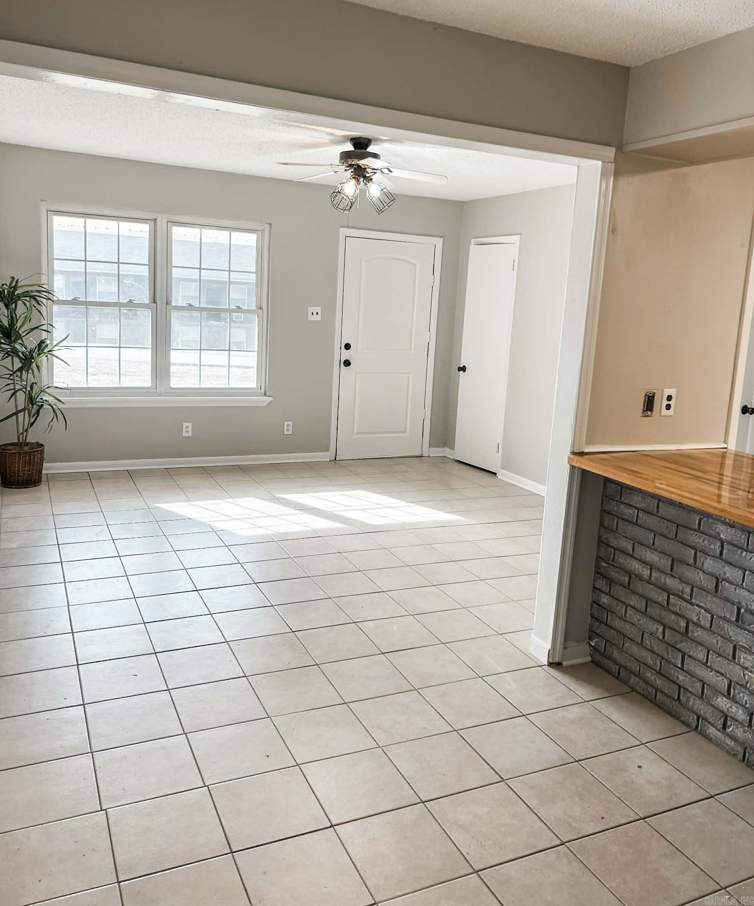 PINE GROVE NORTH ADDN - Residential