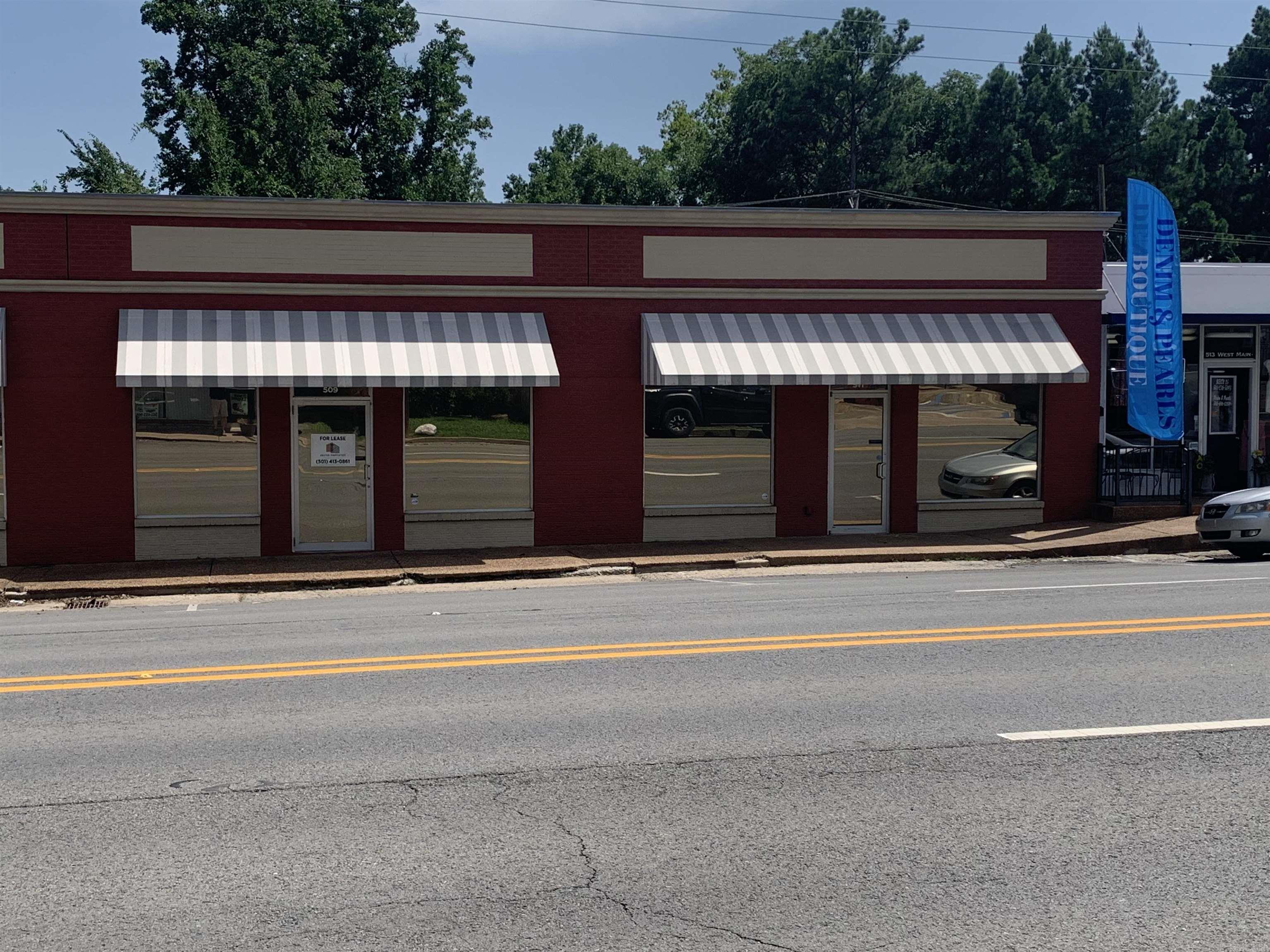 Two great opportunities located in the Heart of Heber Springs! Suites 509 and 511 together provide 4,500 square feet of versatile retail or office space. These suites are situated in a busy area year-round and offer multiple advantages. The suites can be purchased together or separately. Main Street is a staple for the community and a strong long-term investment. Contact Aaron Little 870-731-7026 for a showing.
