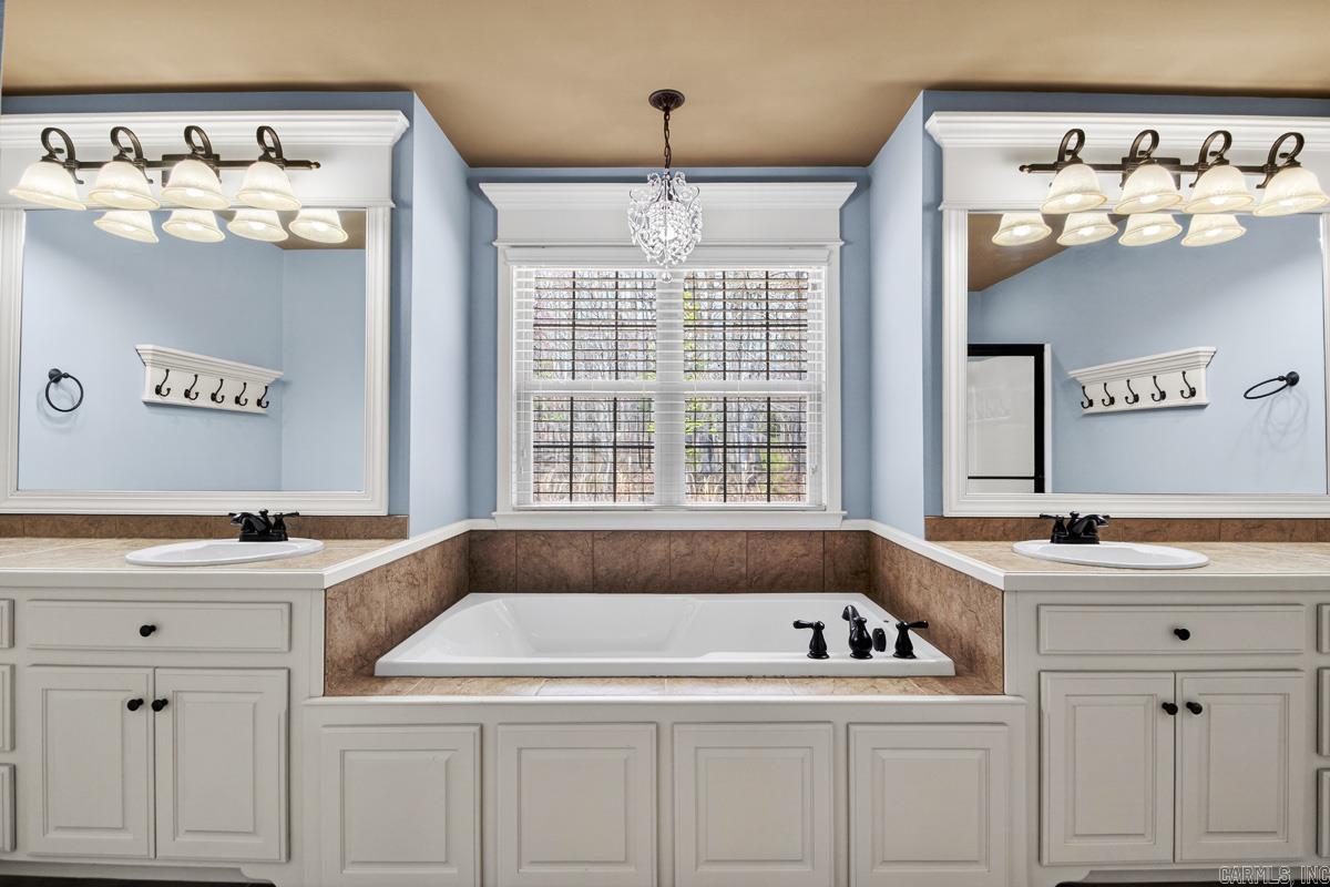 BRIARSTONE - Residential