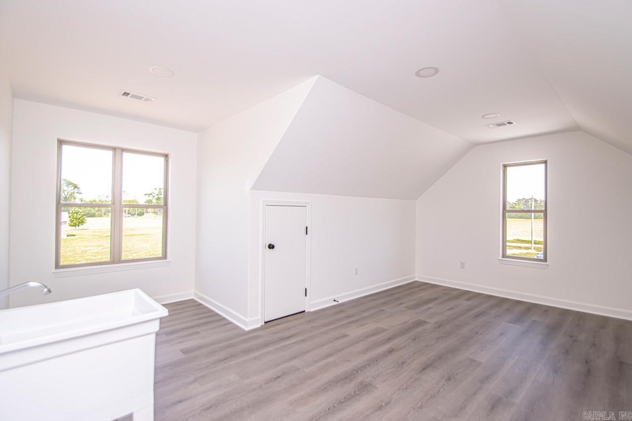 SOUTHWIND ANNEX - Residential