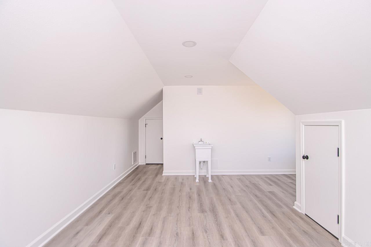 SOUTHWIND ANNEX - Residential