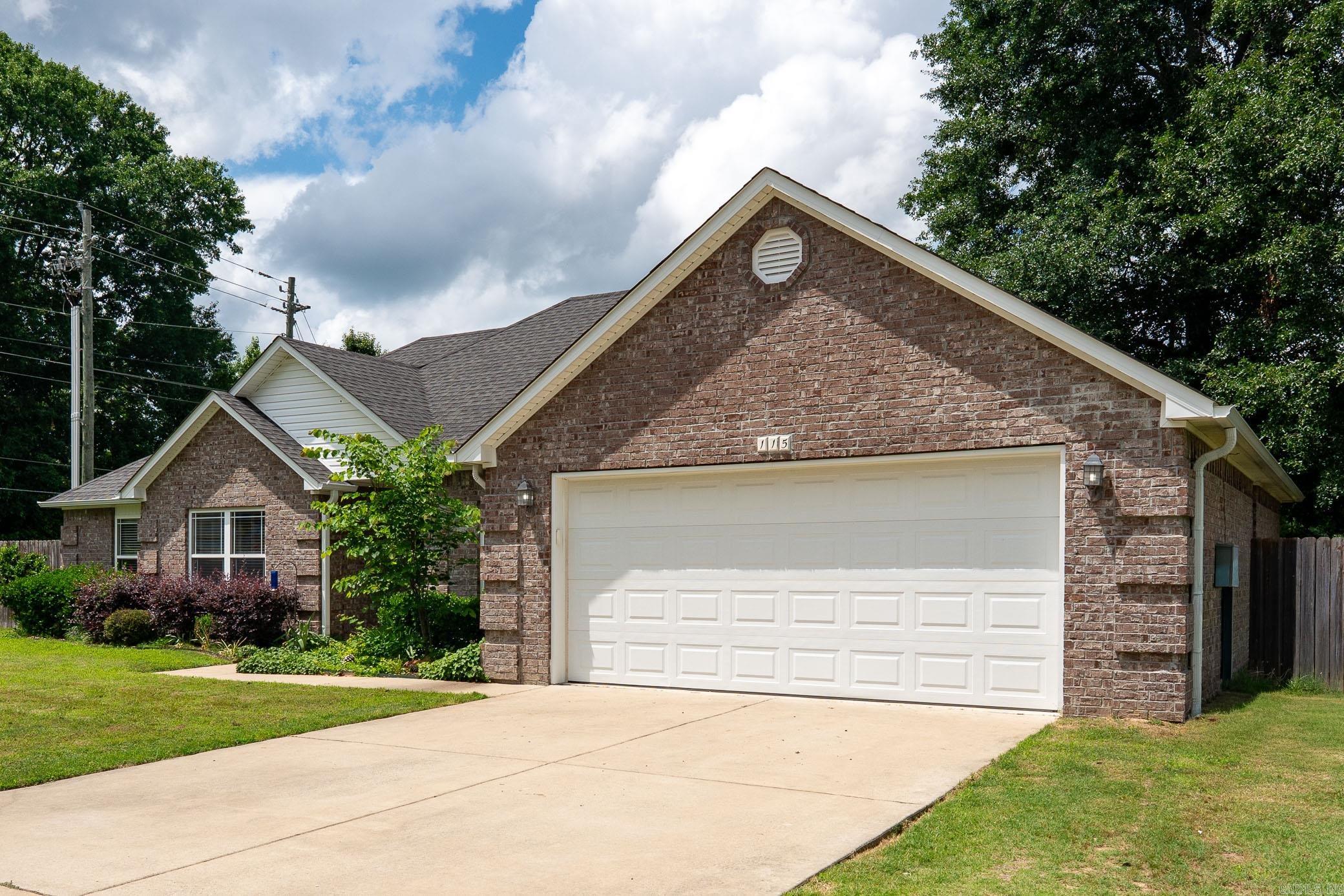 SOUTHERN COMFORT ESTATES - Residential