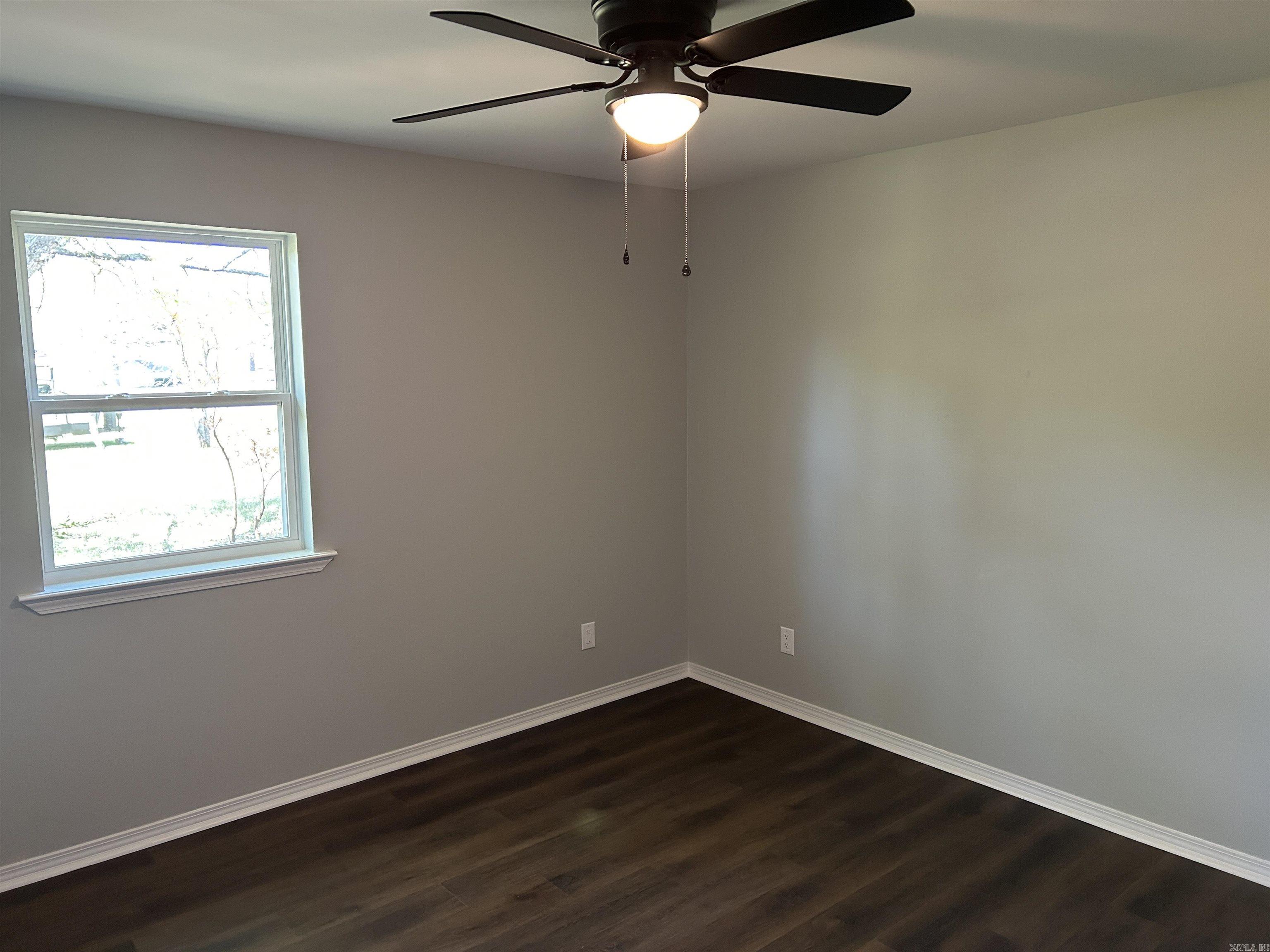 FOXMOOR ACRES - Residential