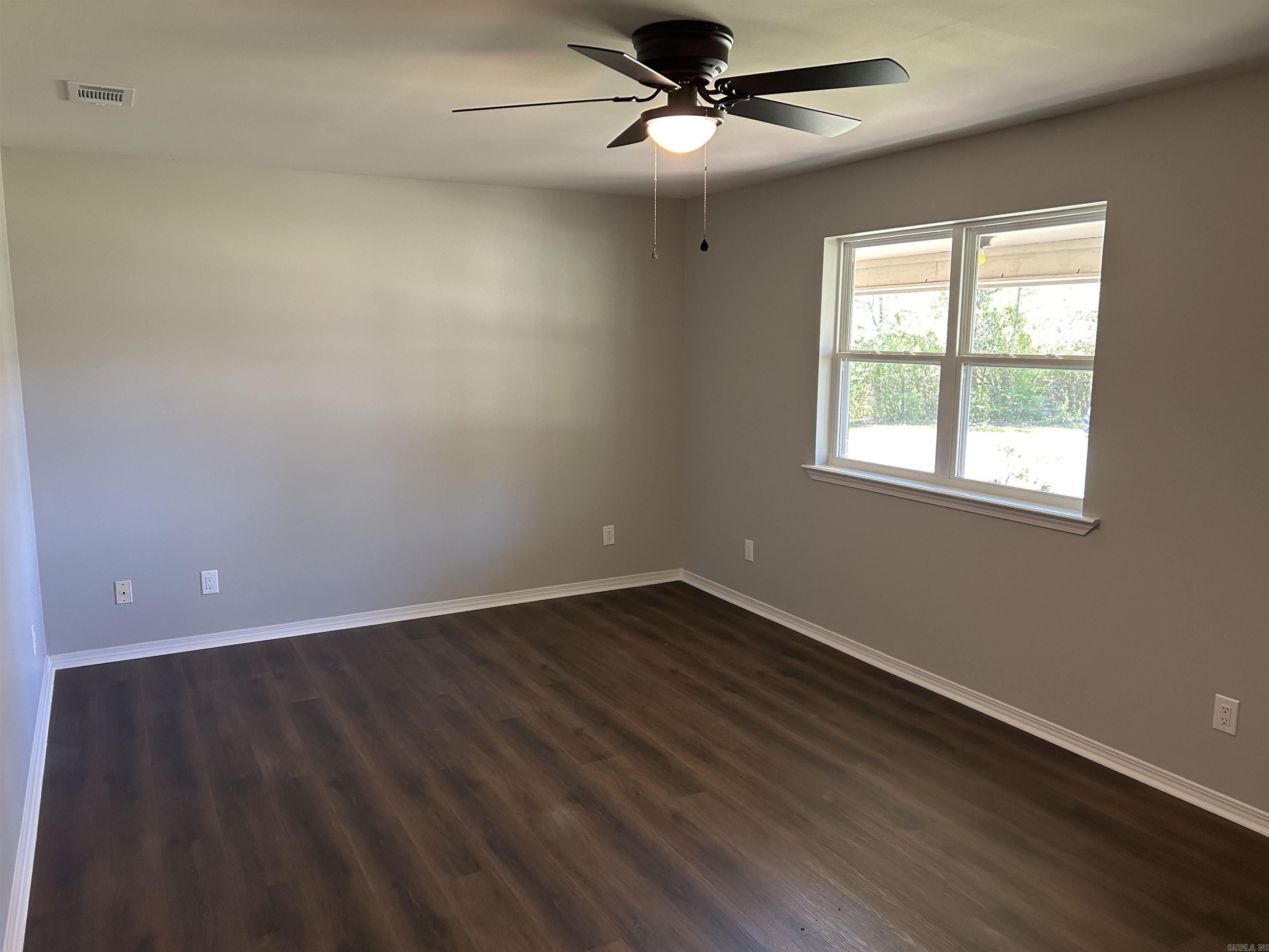 FOXMOOR ACRES - Residential