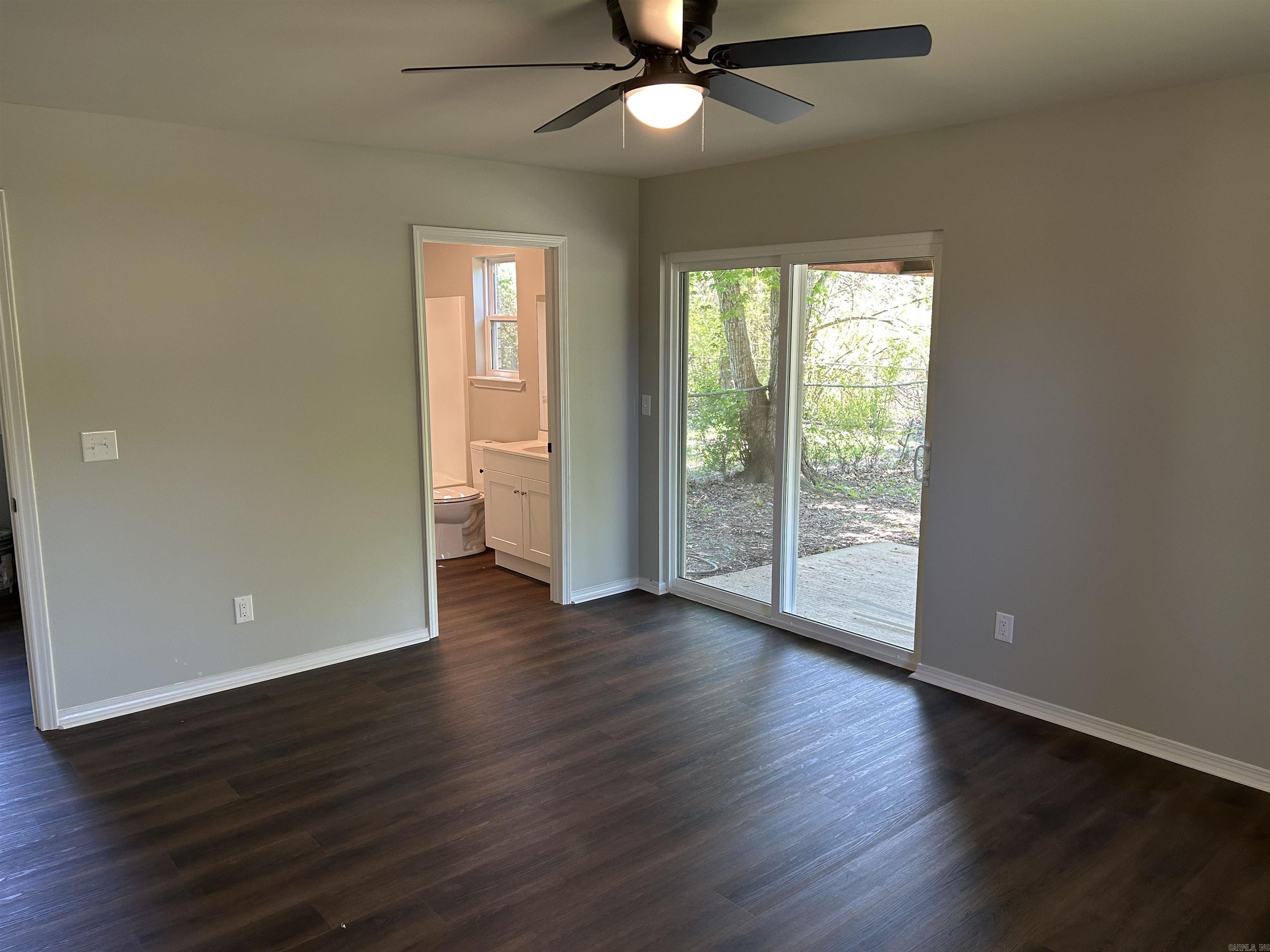 FOXMOOR ACRES - Residential