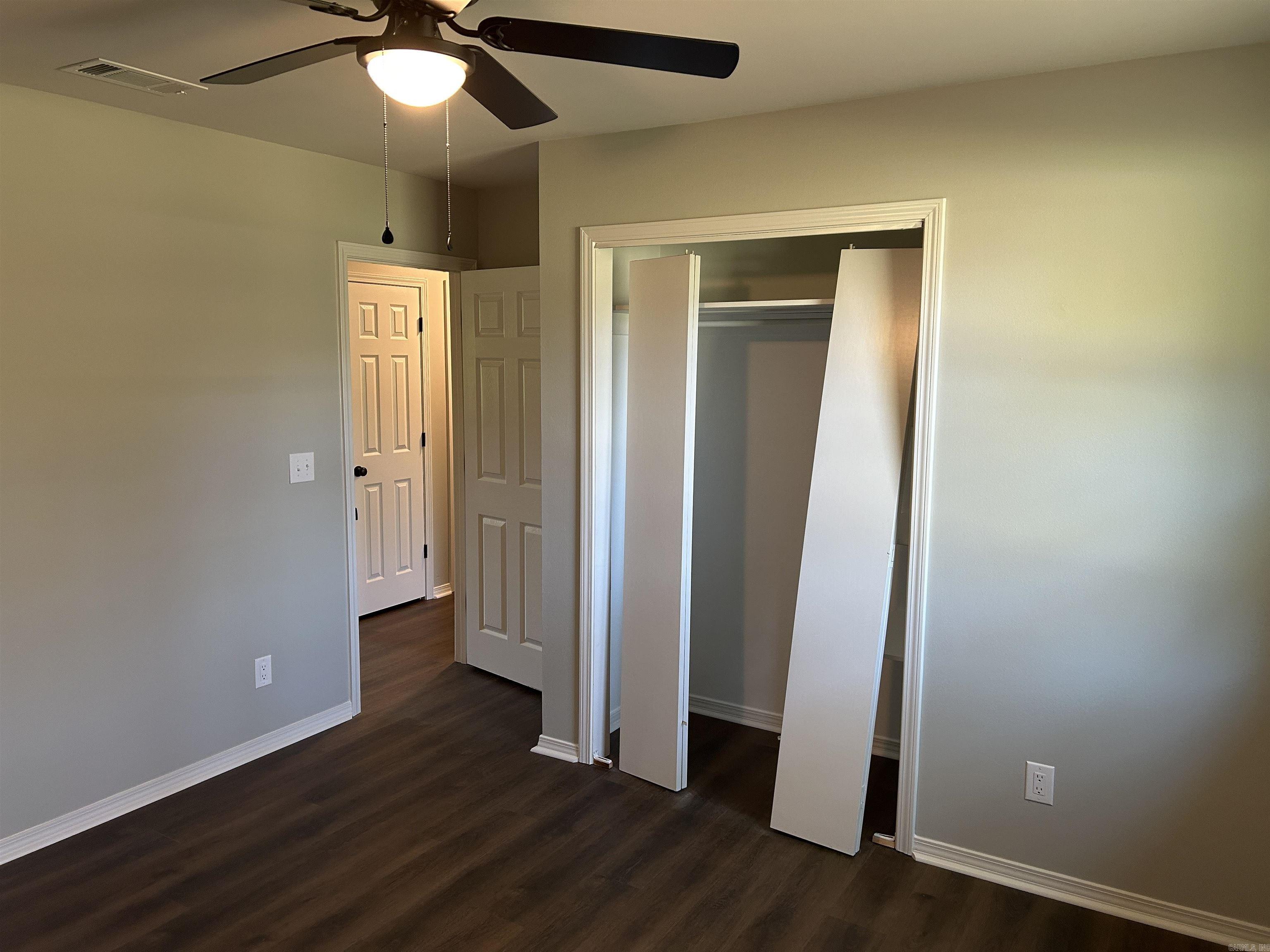 FOXMOOR ACRES - Residential