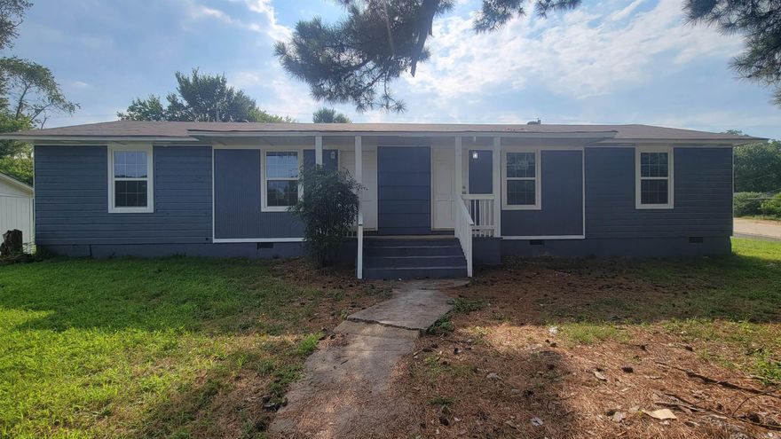 Great investment opportunity with tenants and management already in place.  Newly renovated with granite countertops, new appliances, HVAC, paint, floors and more. No seller property disclosure available.