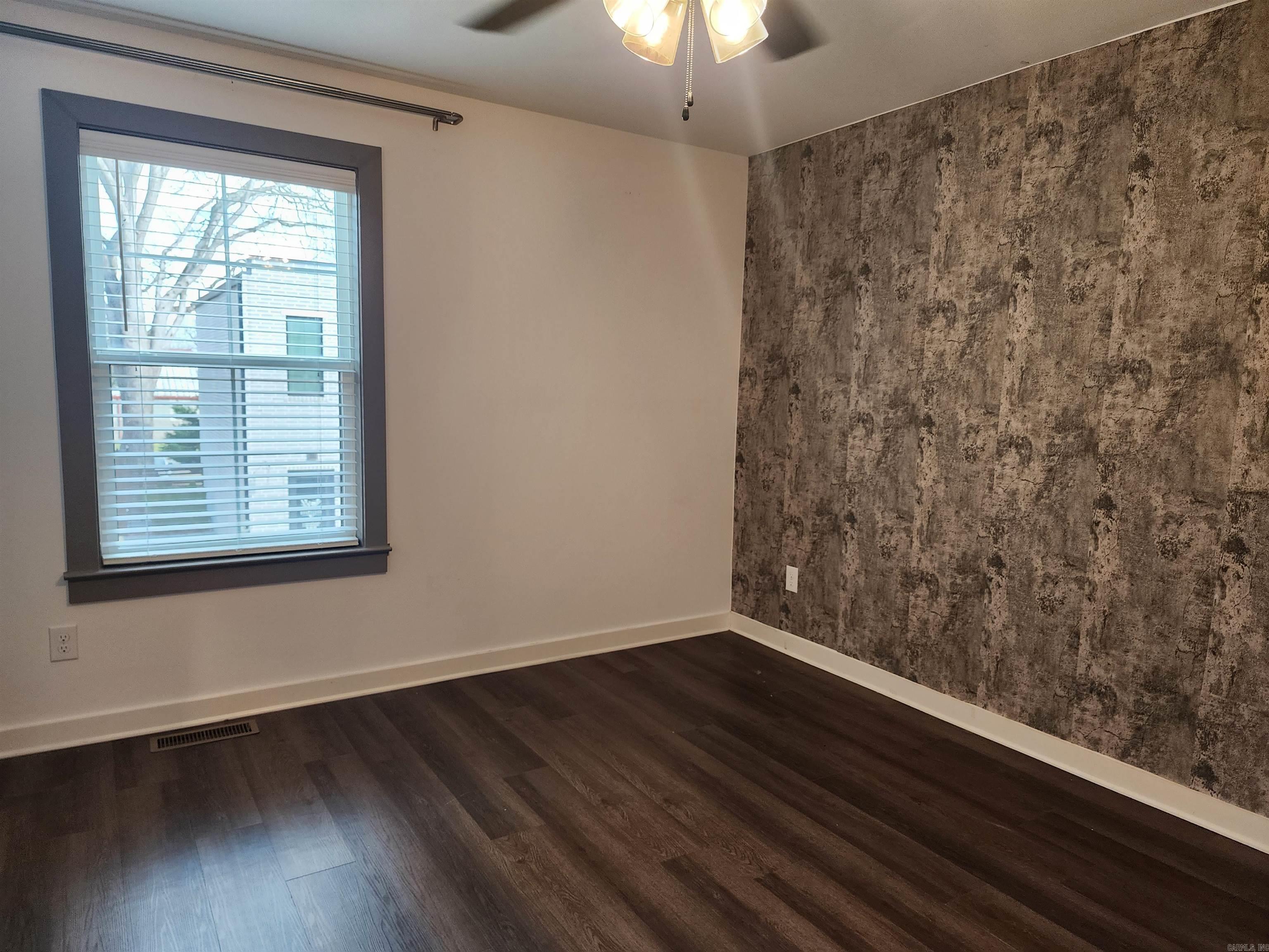 nil - Residential Lease