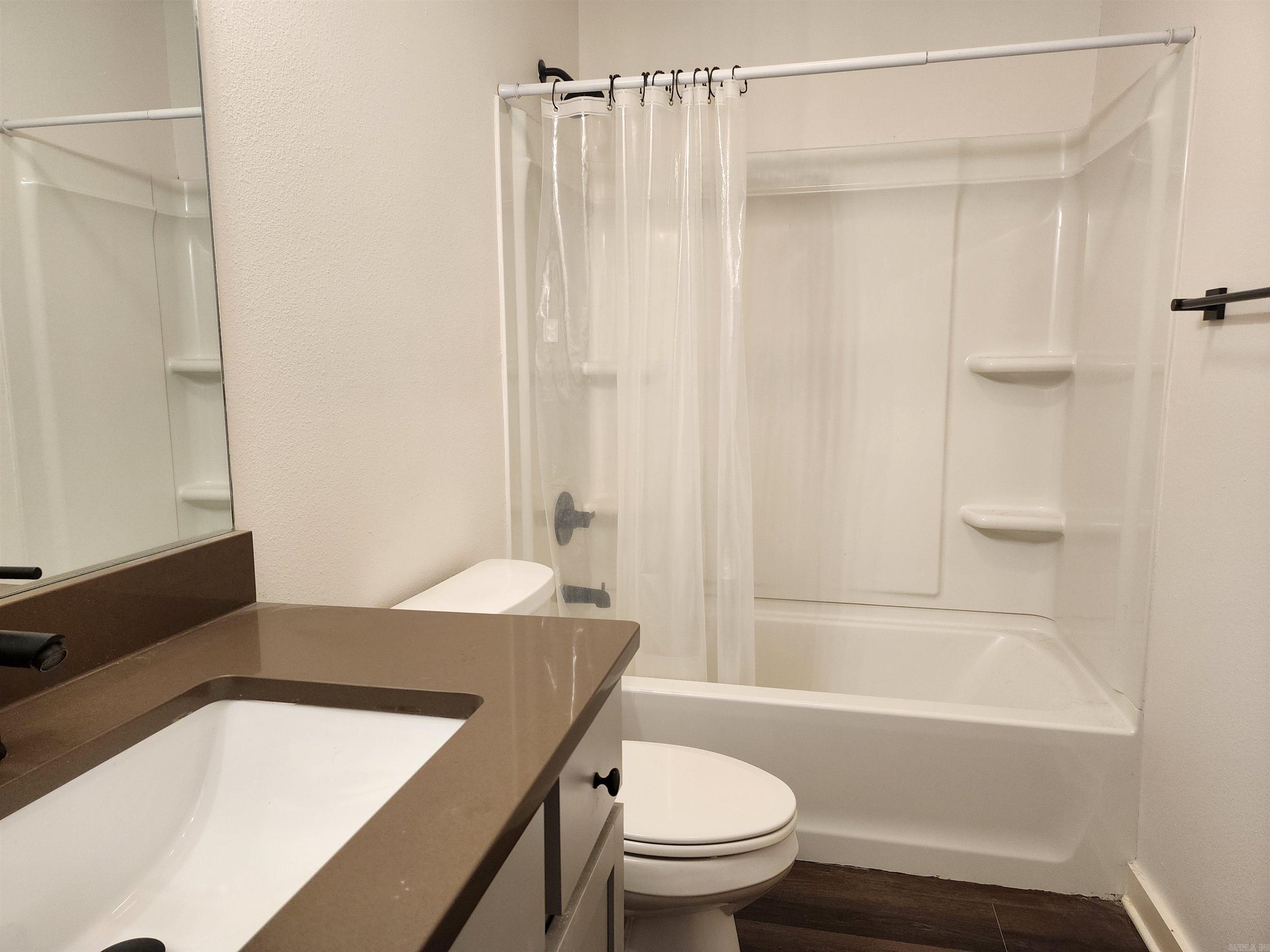 nil - Residential Lease