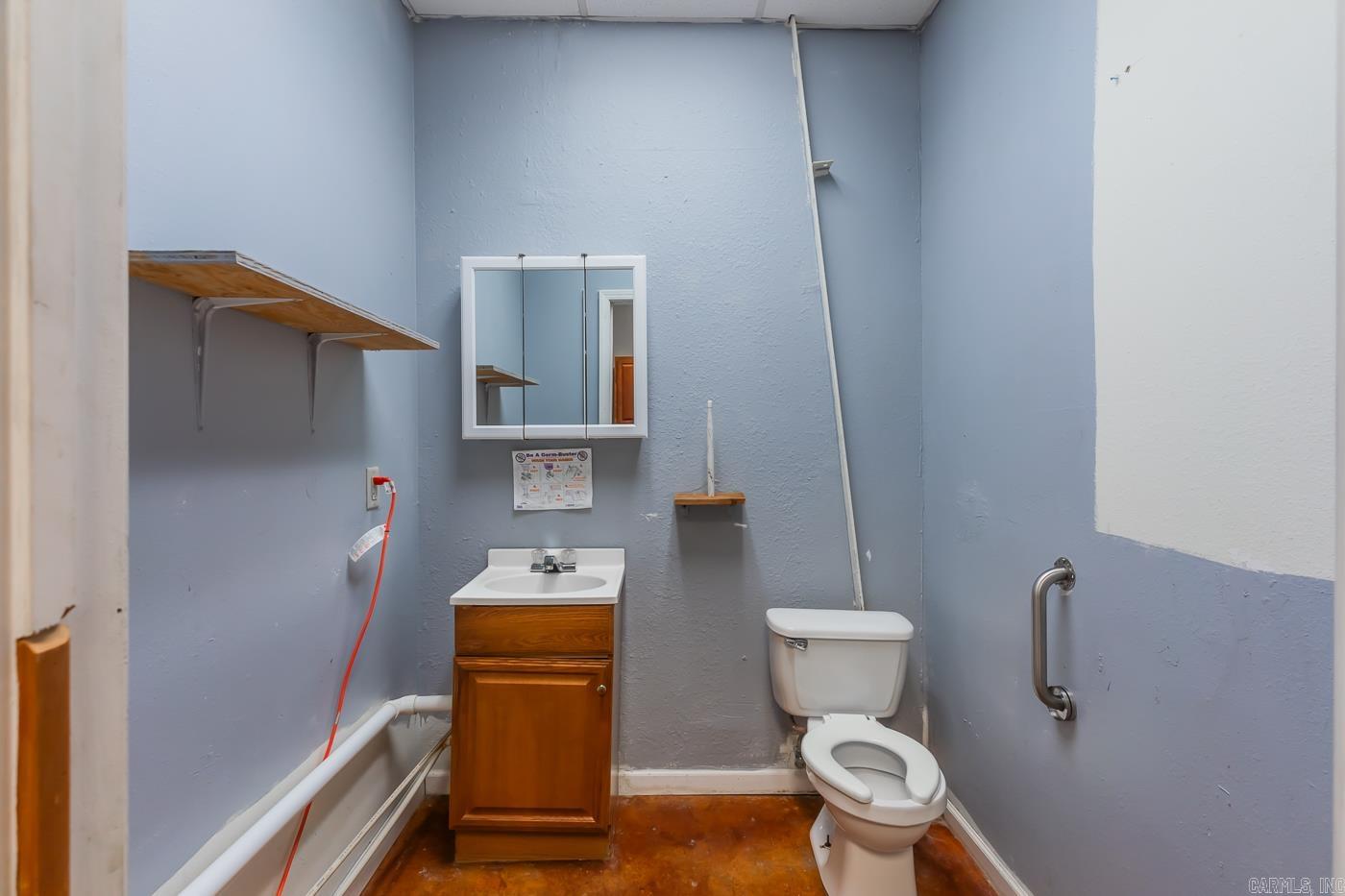 Eldridge - Commercial Lease