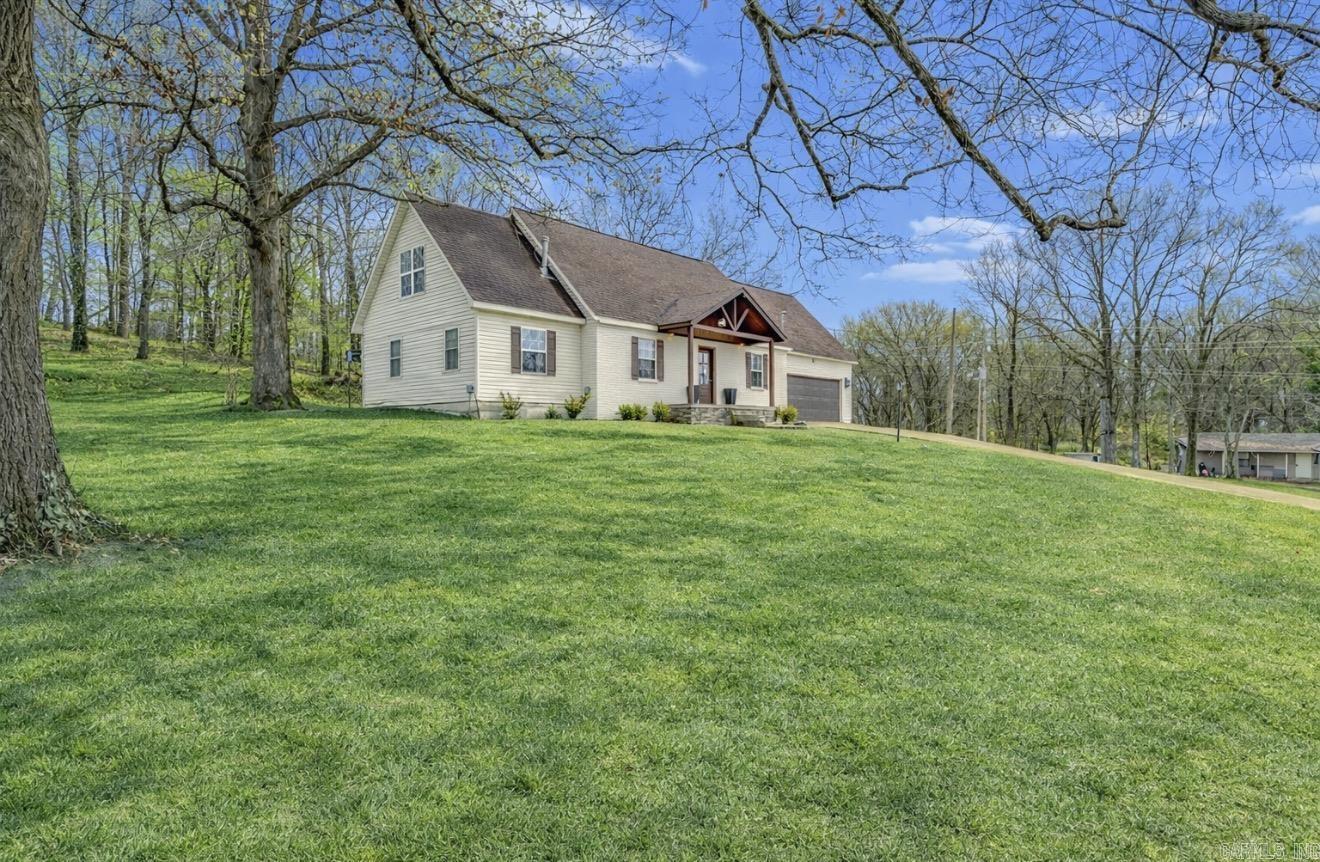 JAMESTOWN MANOR - Residential